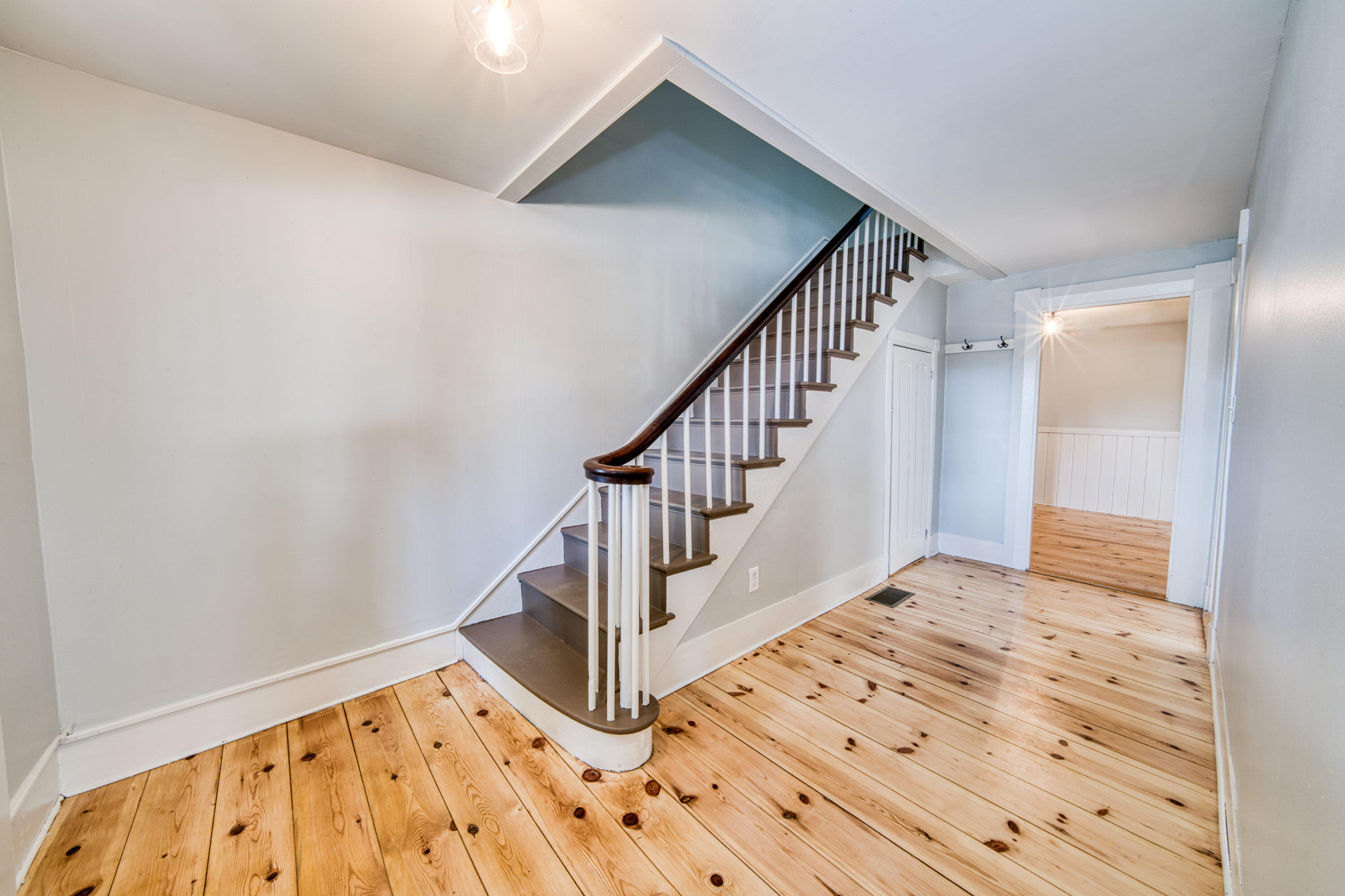 47 Main Road N, Hampden, ME, 04444