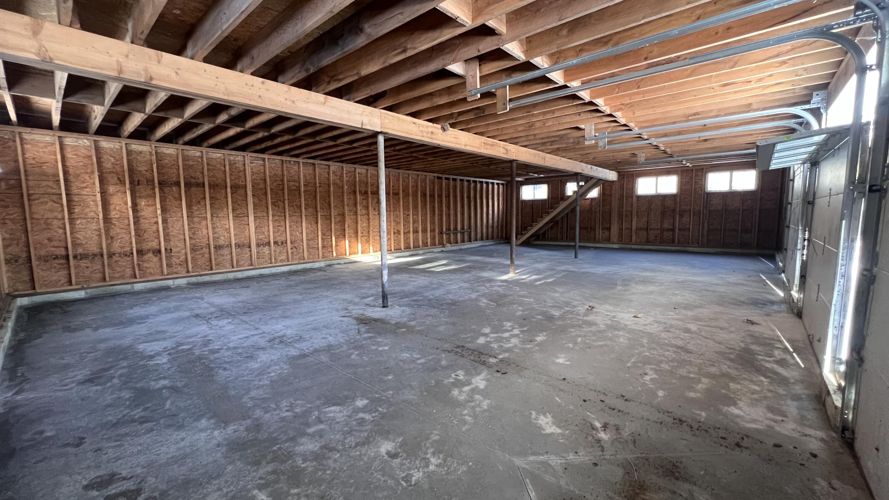 140 Raymond Hill Road, Raymond, ME, 04071