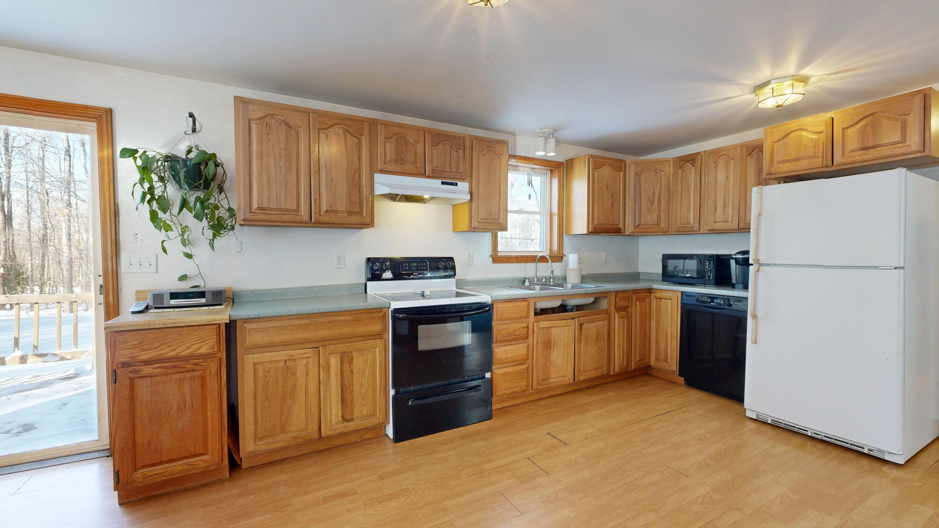 15 D And B, Buckfield, ME, 04220