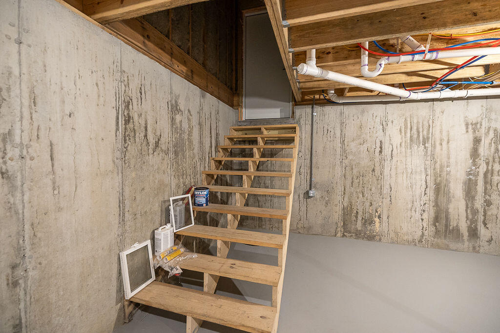 497 N Parish Road, Turner, ME, 04282