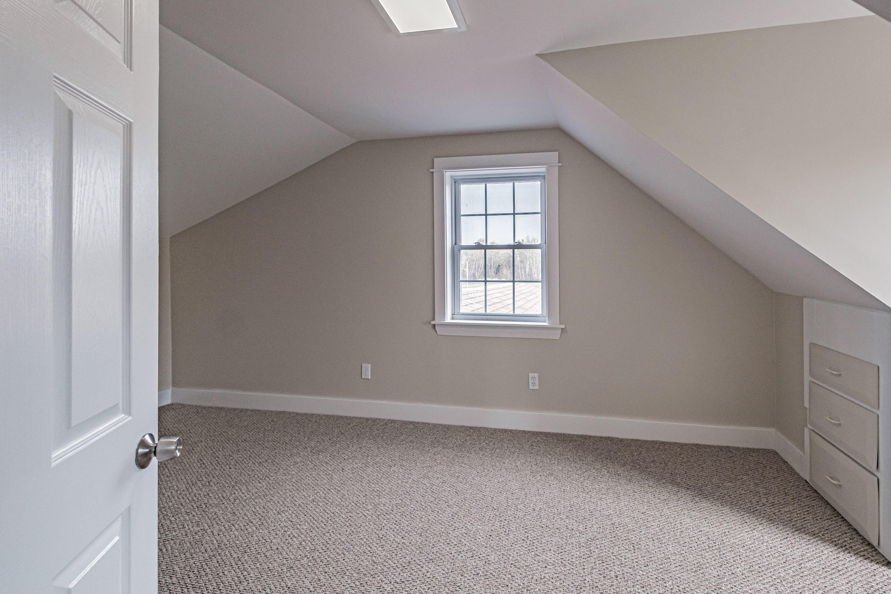 443 High Street, Paris, ME, 04281-6507