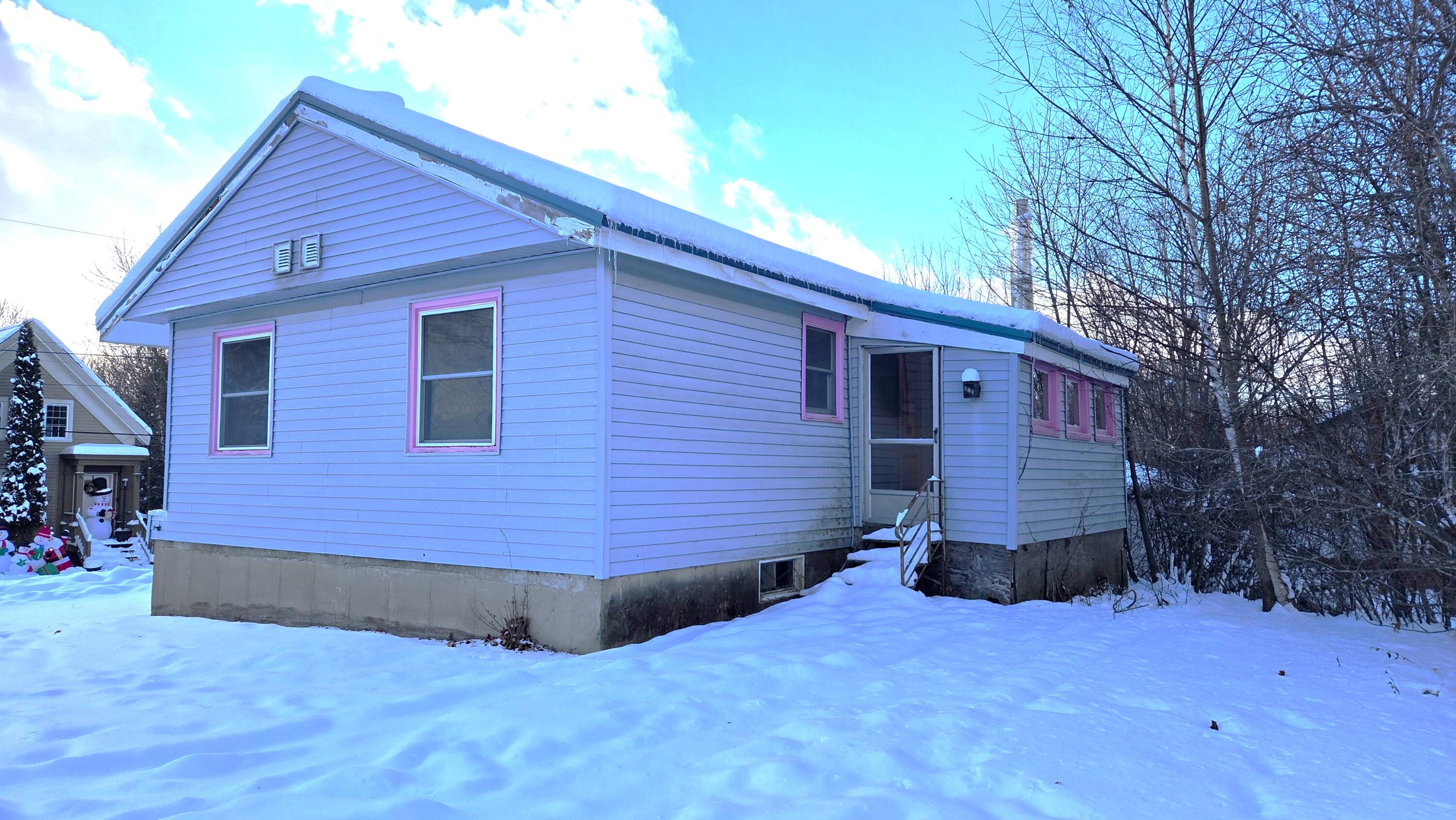 26 Garfield Street, Calais, ME, 04619