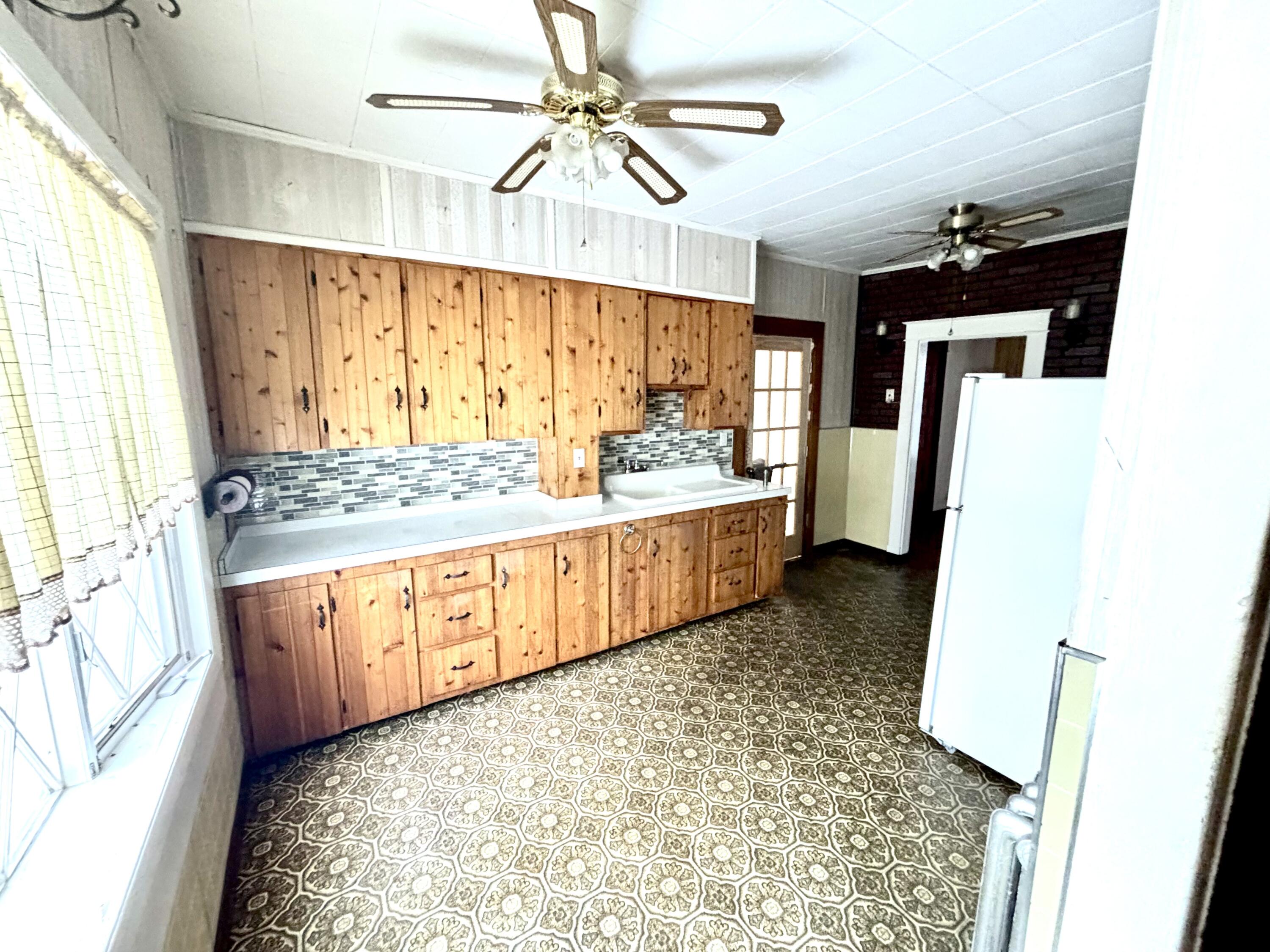 34 Lincoln Street, Millinocket, ME, 04462