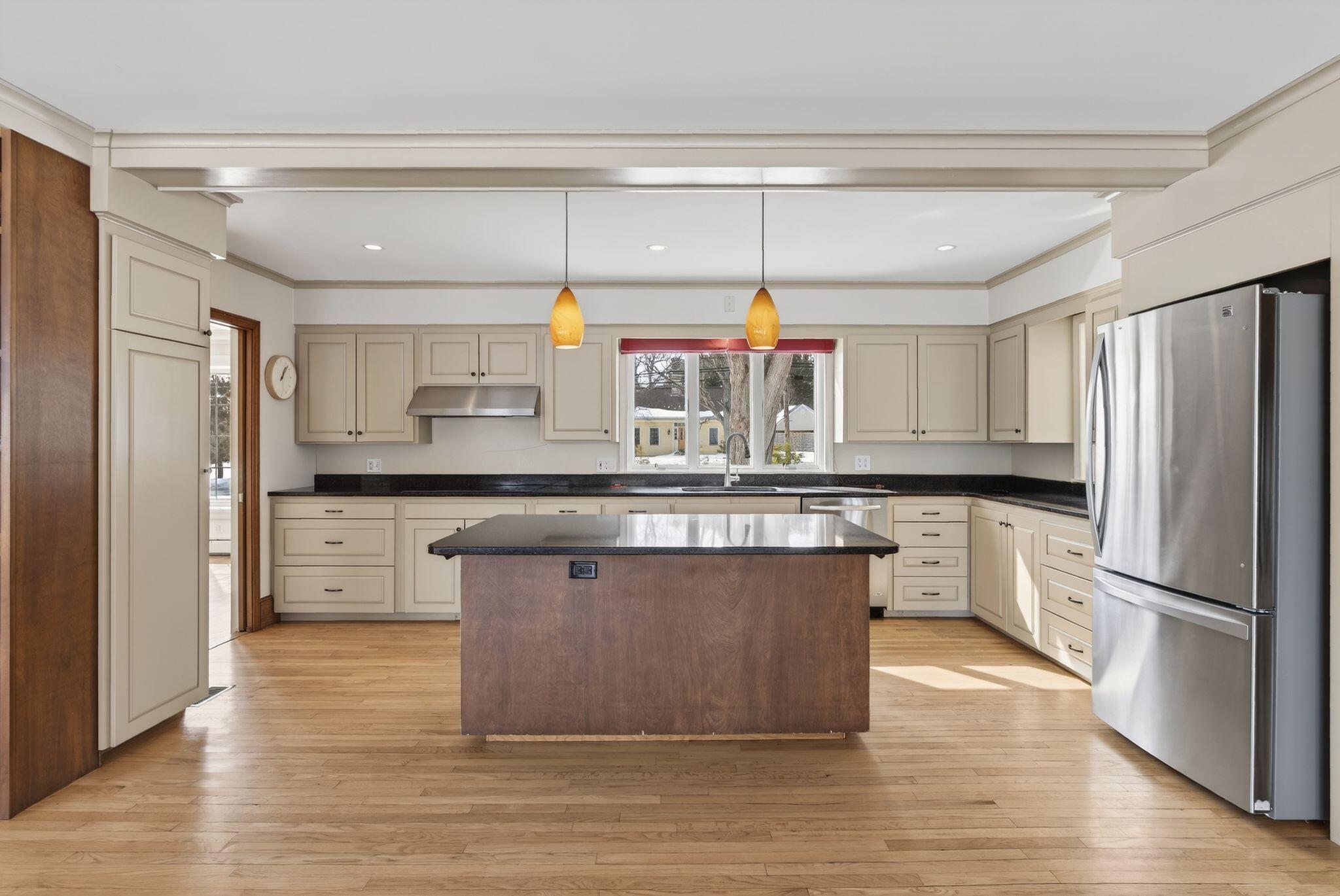 525 W Auburn Road, Auburn, ME, 04210