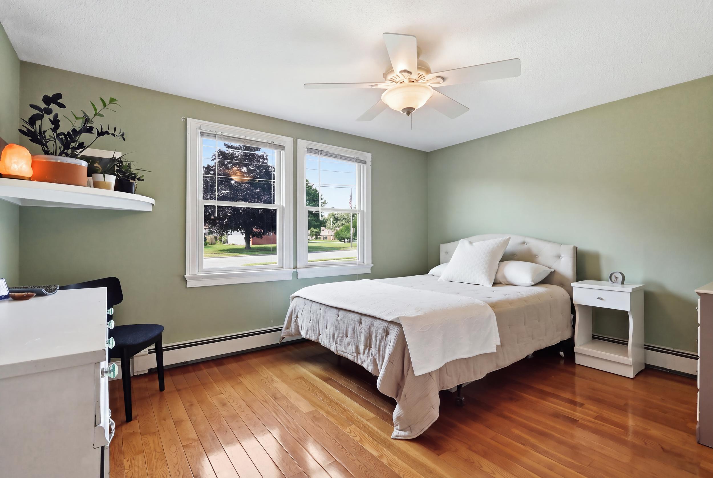 165 West Street, Biddeford, ME 04005 2_breauxmediaco_001
