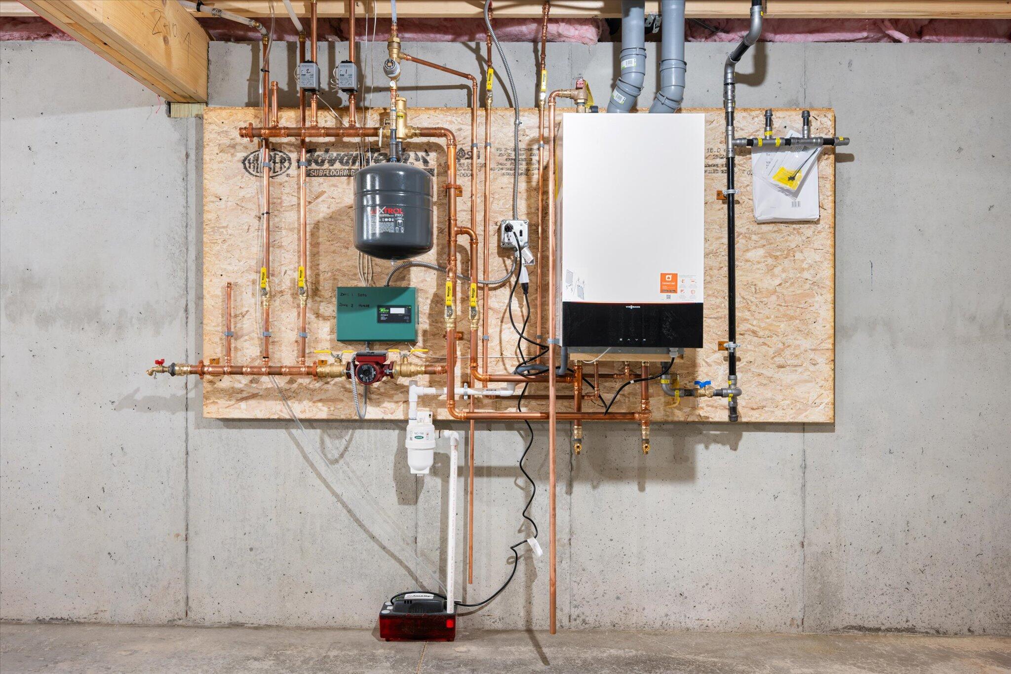 7 Donegal Drive, Veazie, ME, 04401