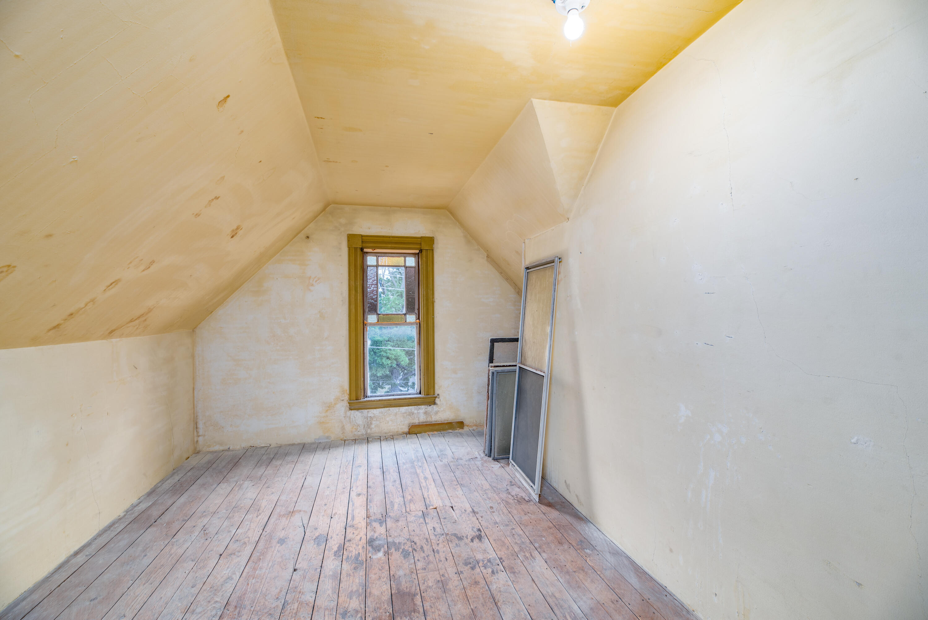 140 Hartland Avenue, Pittsfield, ME, 04967