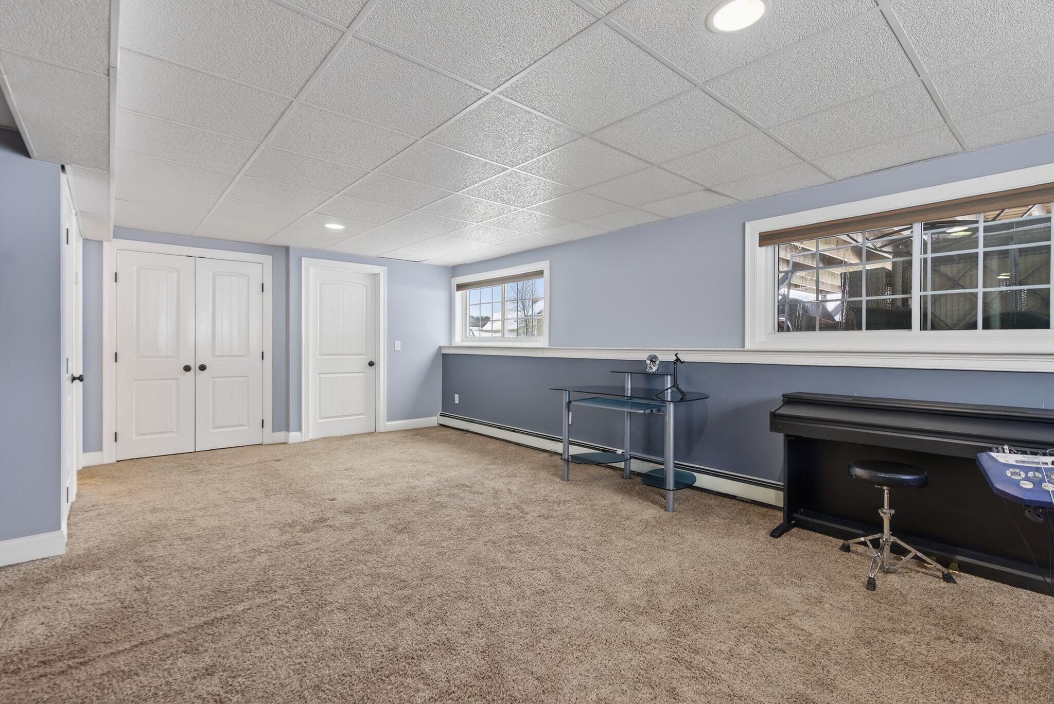16 Norway Road, Gorham, ME, 04038