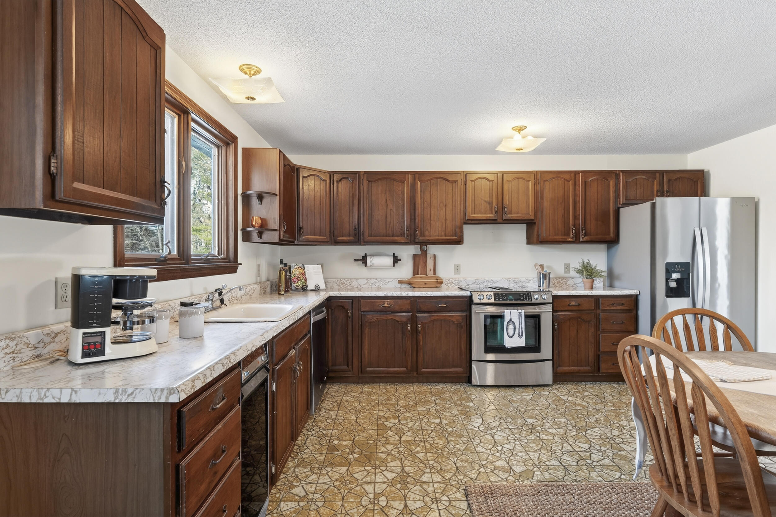 19 Birchvale Drive, Portland, ME 04102 37_19birchvale-38