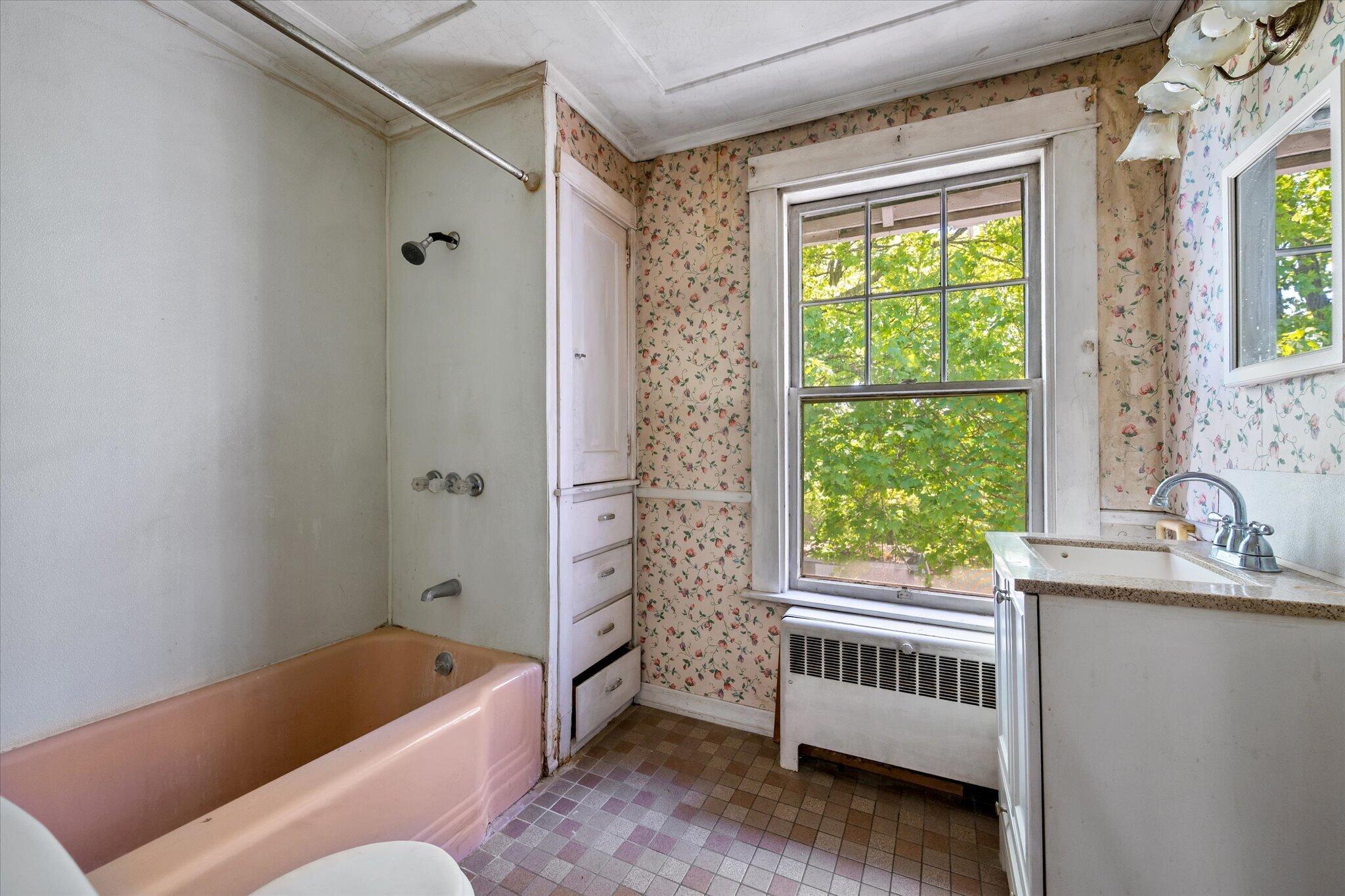 21-Bathroom