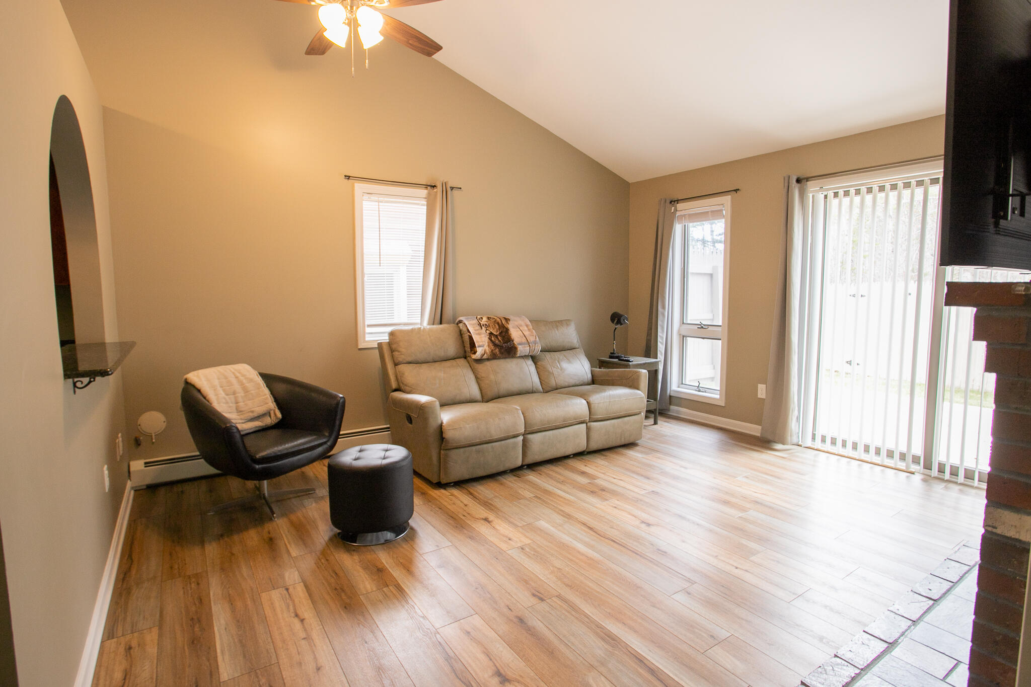 10 Hubbard Farms Road UNIT 6, Orono, ME, 04473