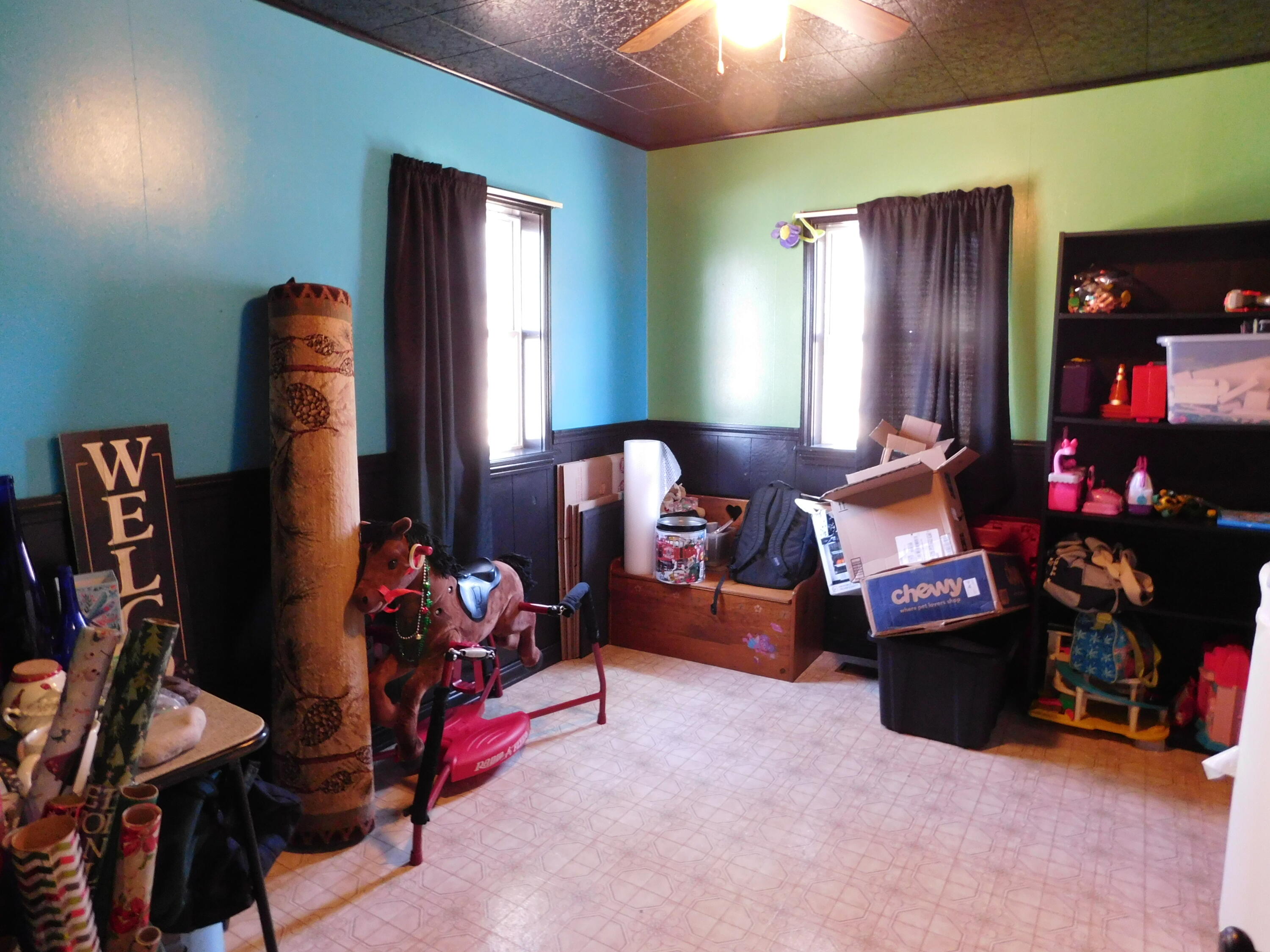 557 Enfield Road, Lincoln, ME, 04457