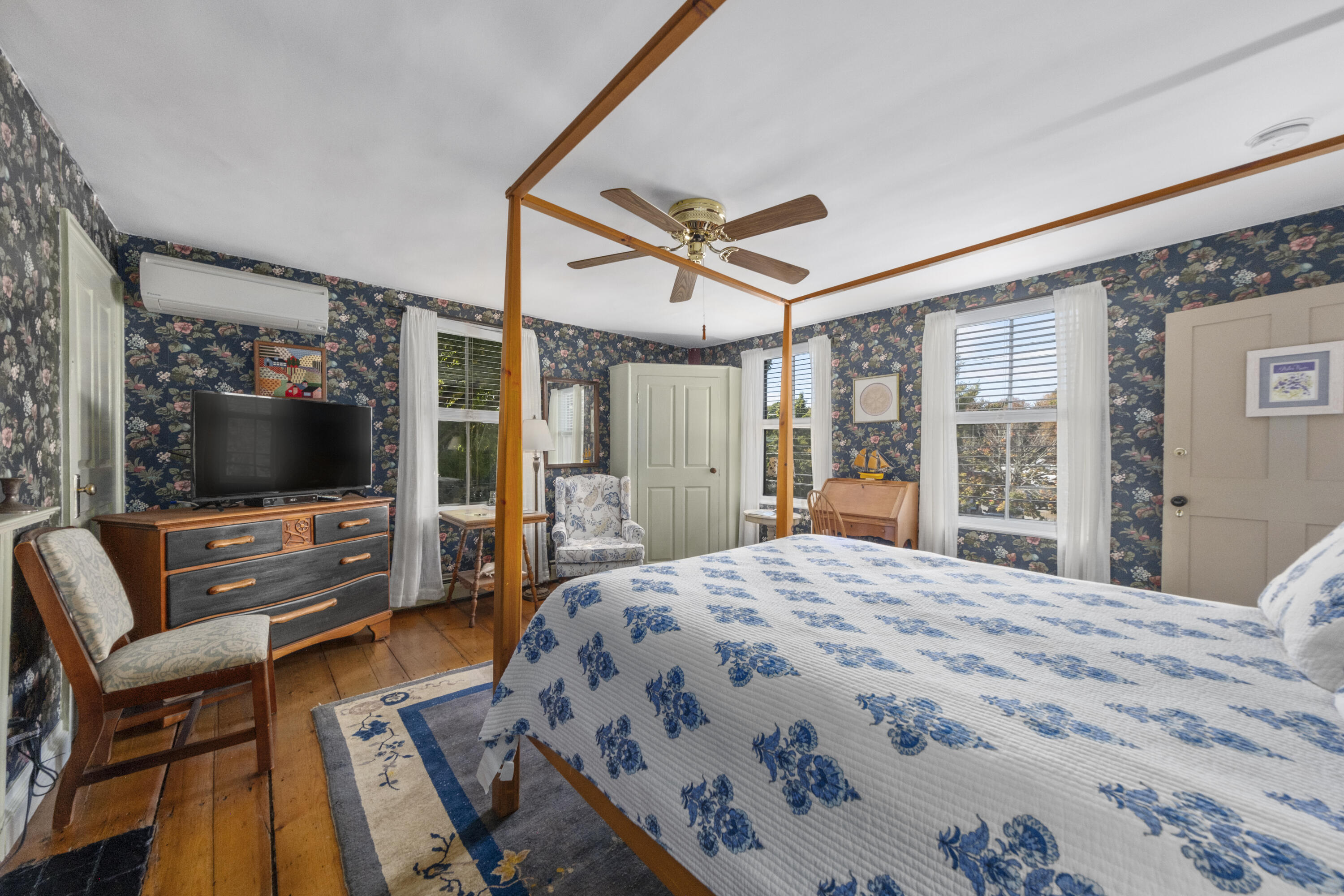 84 Elm Street, Camden, ME, 04843