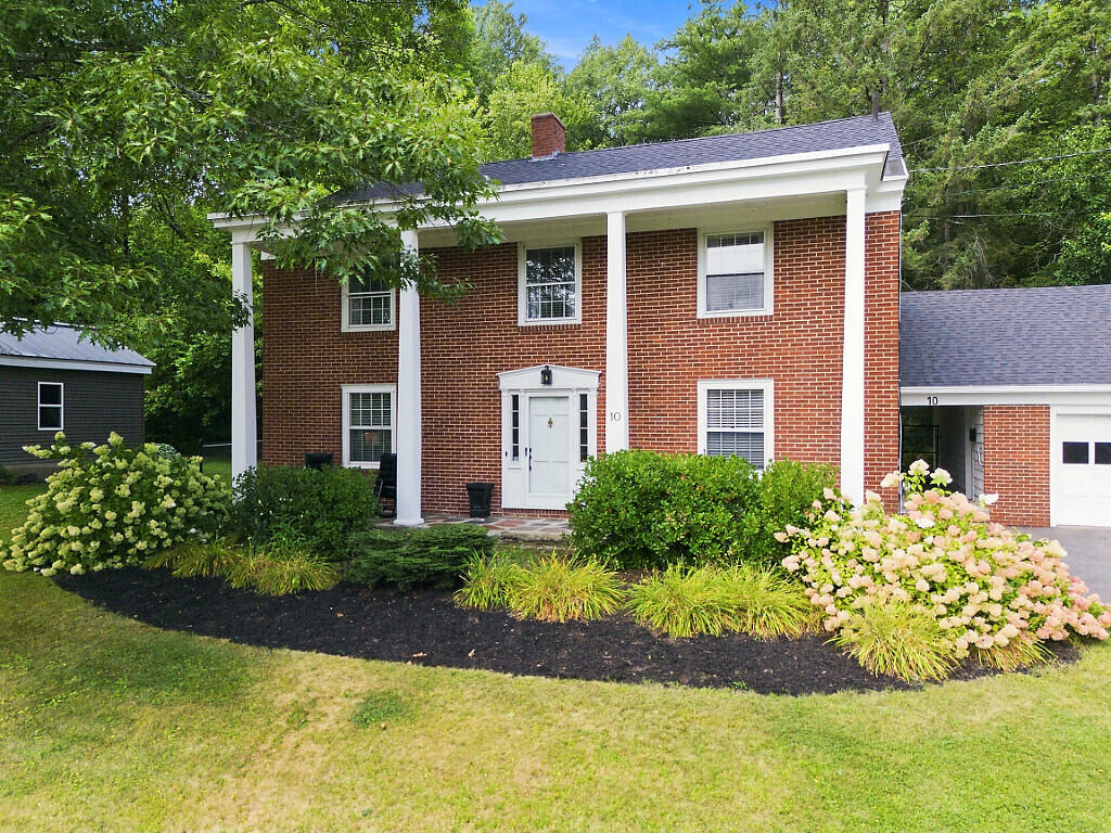 Photo of 10 Lloyd Road Waterville ME 04901