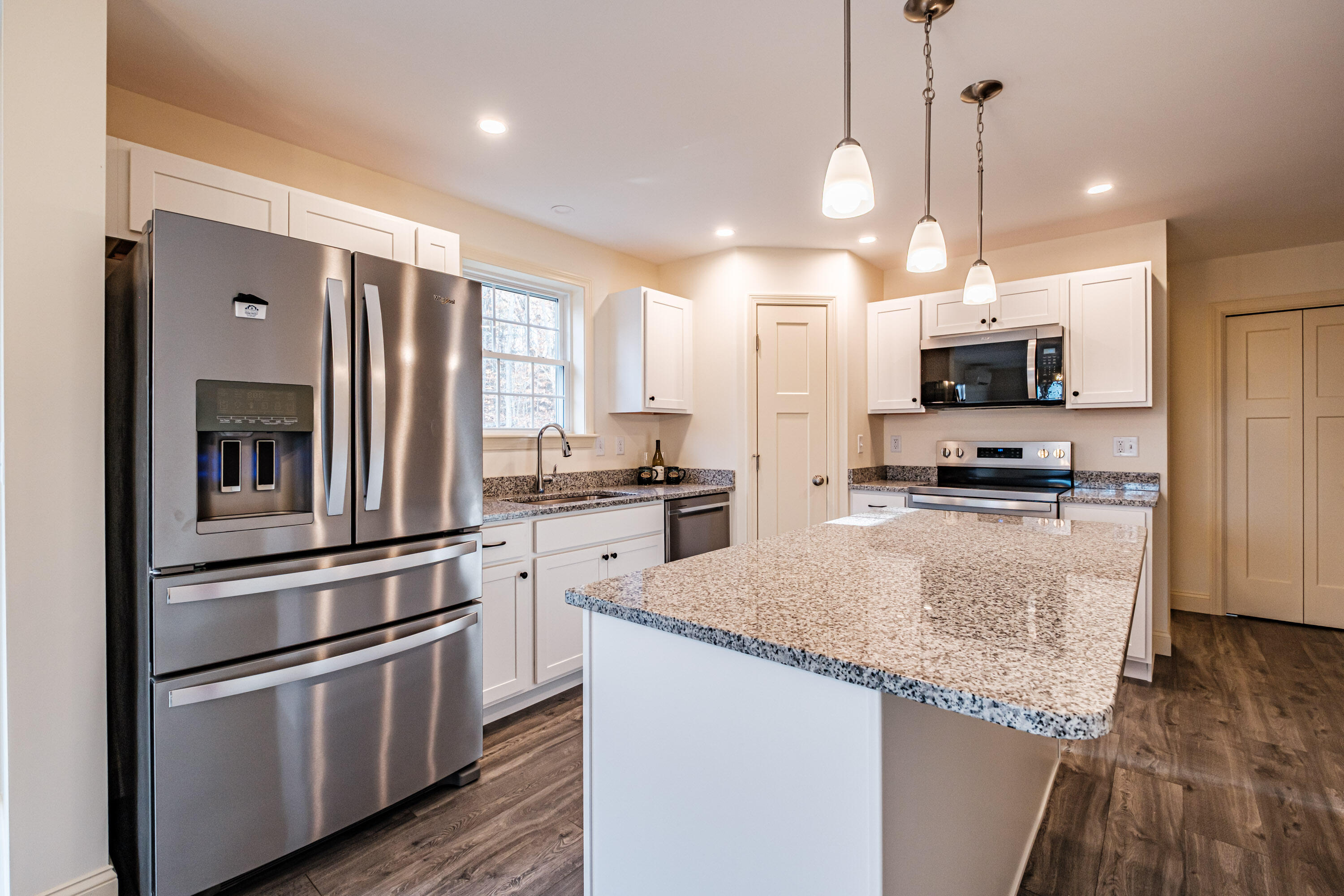 31 Woodbrey Lane, Standish, ME, 04084