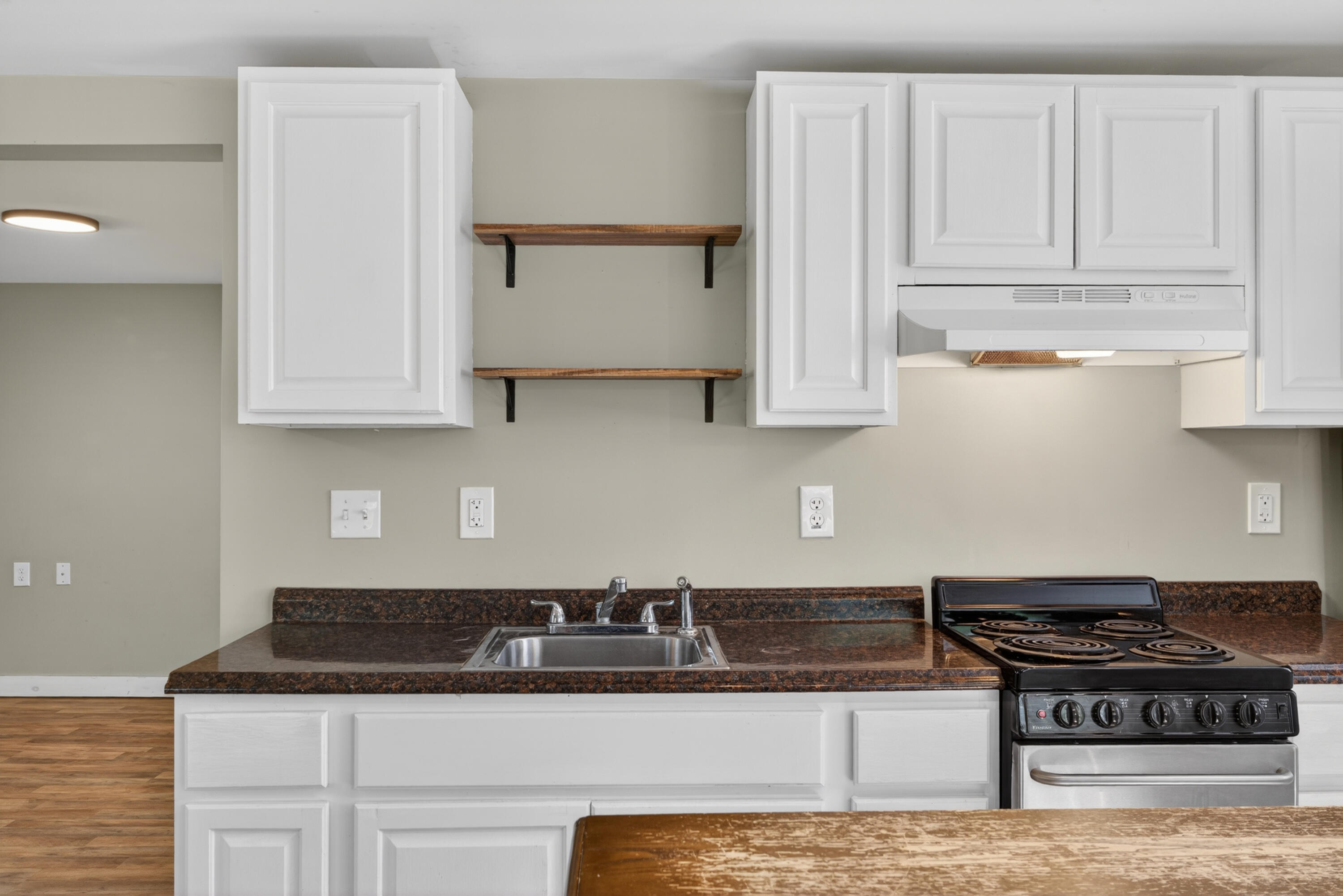 95 Walker Road_0131