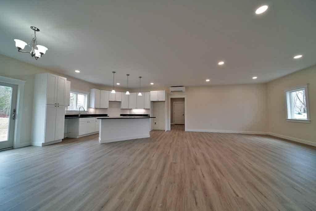 9 Lilac Lane, Houlton, ME, 04730