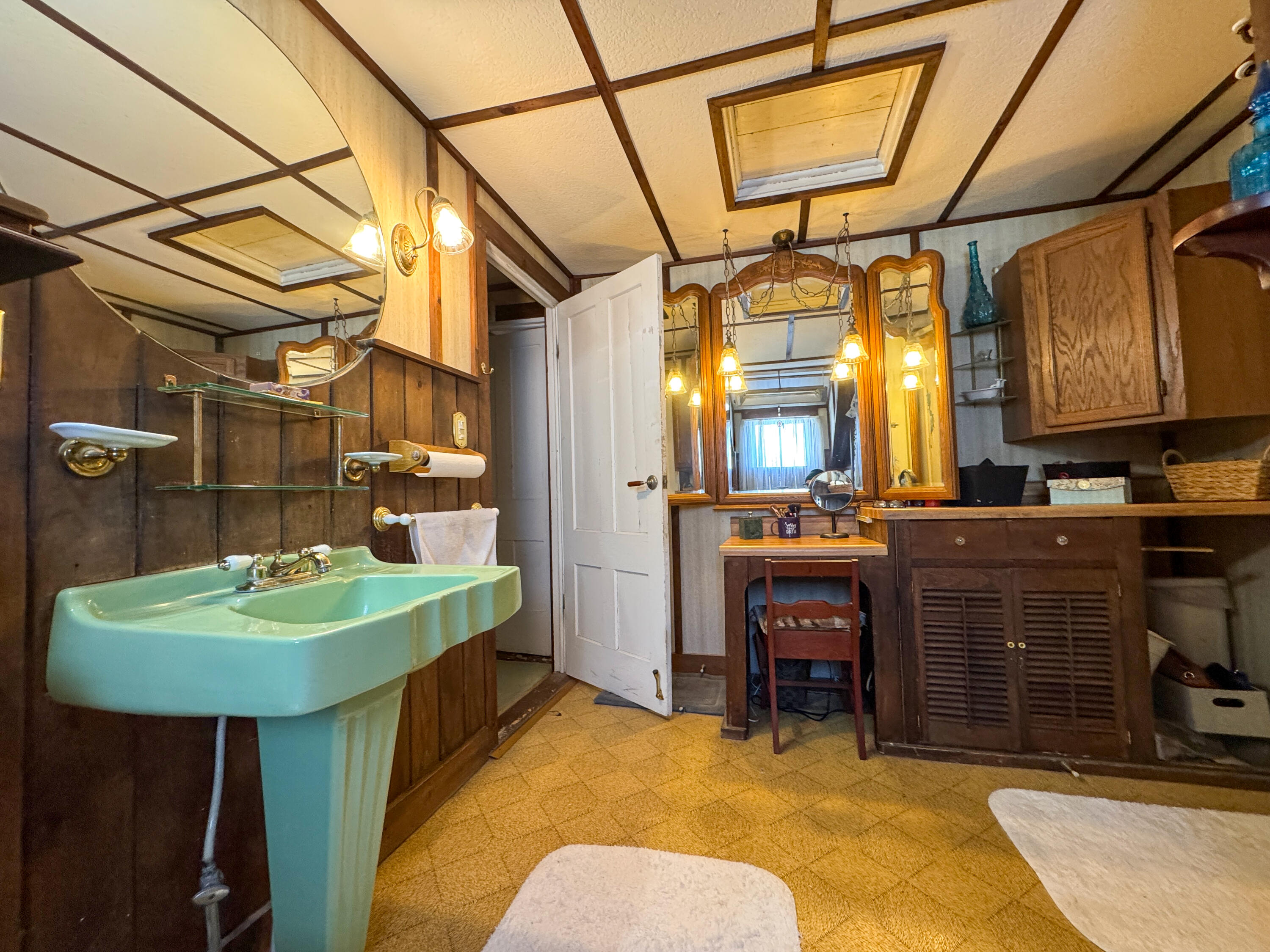 124 Thomas Hill Road, Lee, ME, 04455