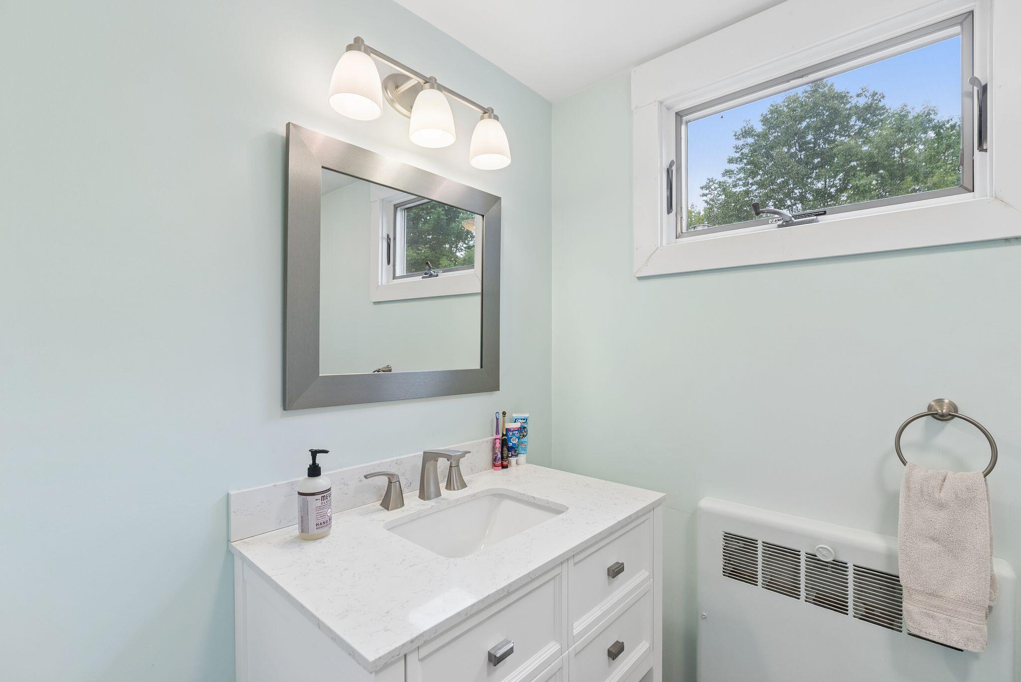 1 Sunset Lane, Gorham, ME 04038 40_DSC07676