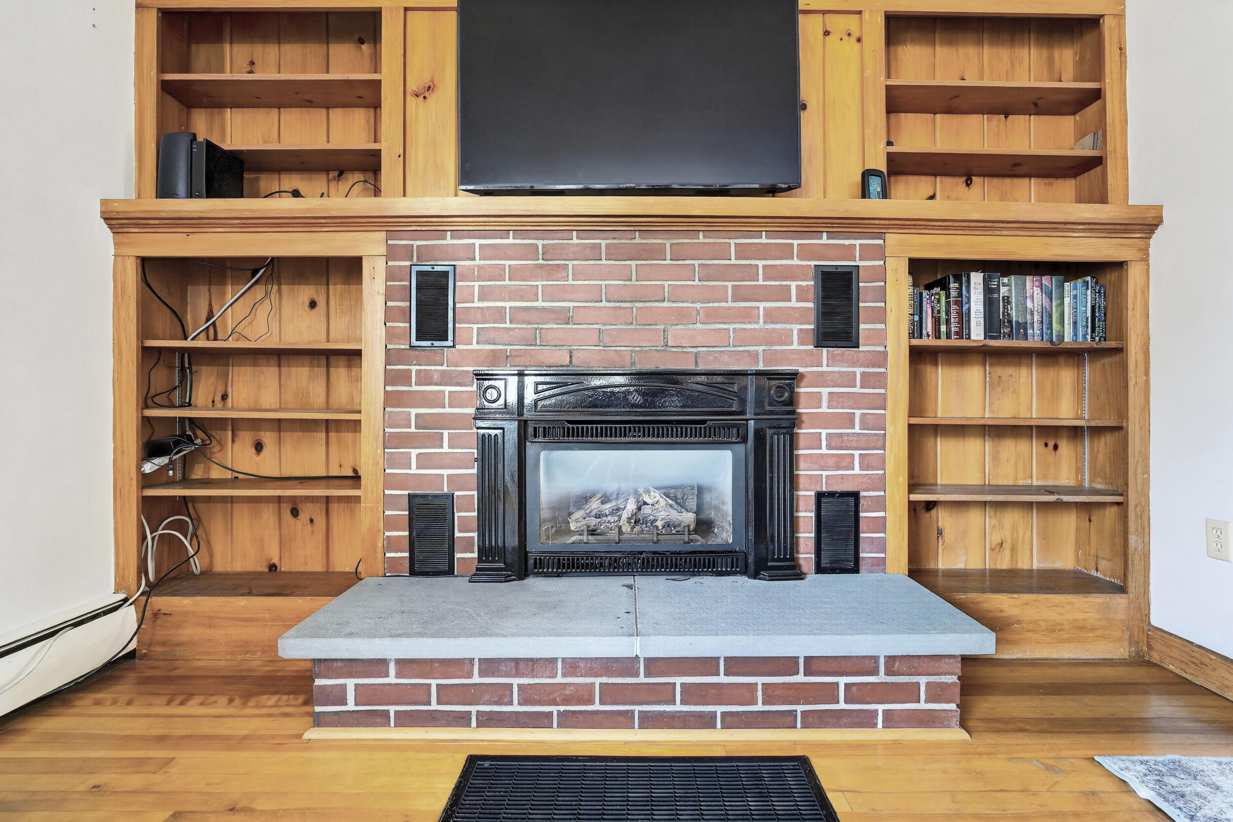 42 Vernon Street, Bethel, ME, 04217