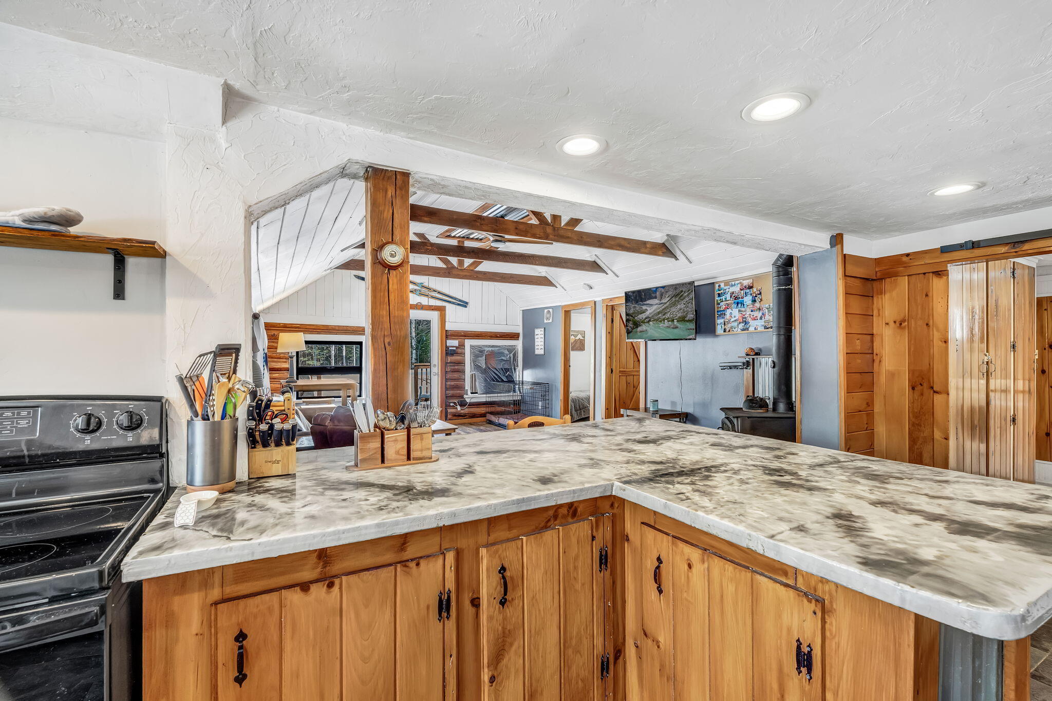 92 Birds Eye Road, Rangeley Plt, ME, 04970