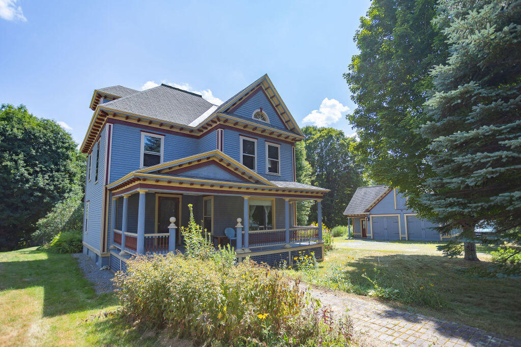 72 Main Street, Peru, ME, 04290