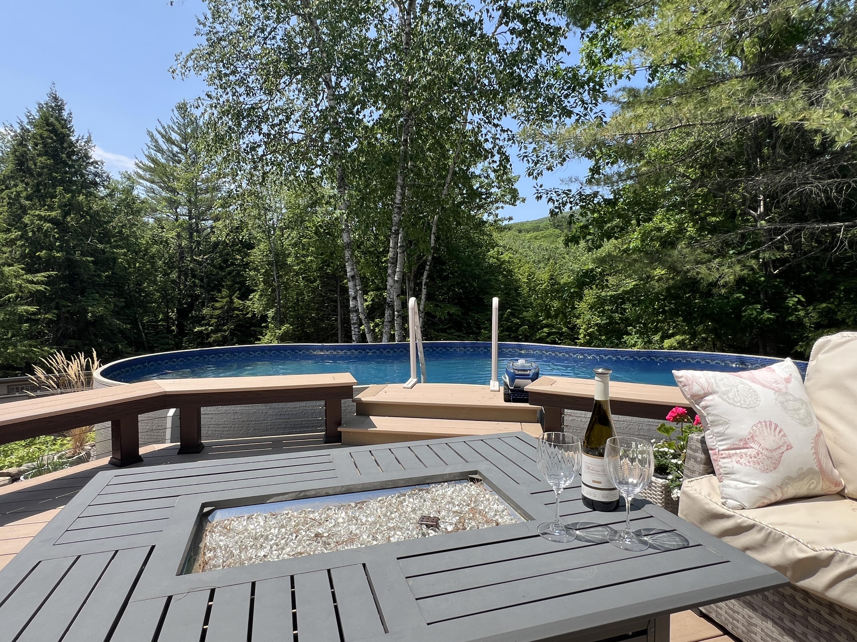291 Molyneaux Road, Camden, ME, 04843