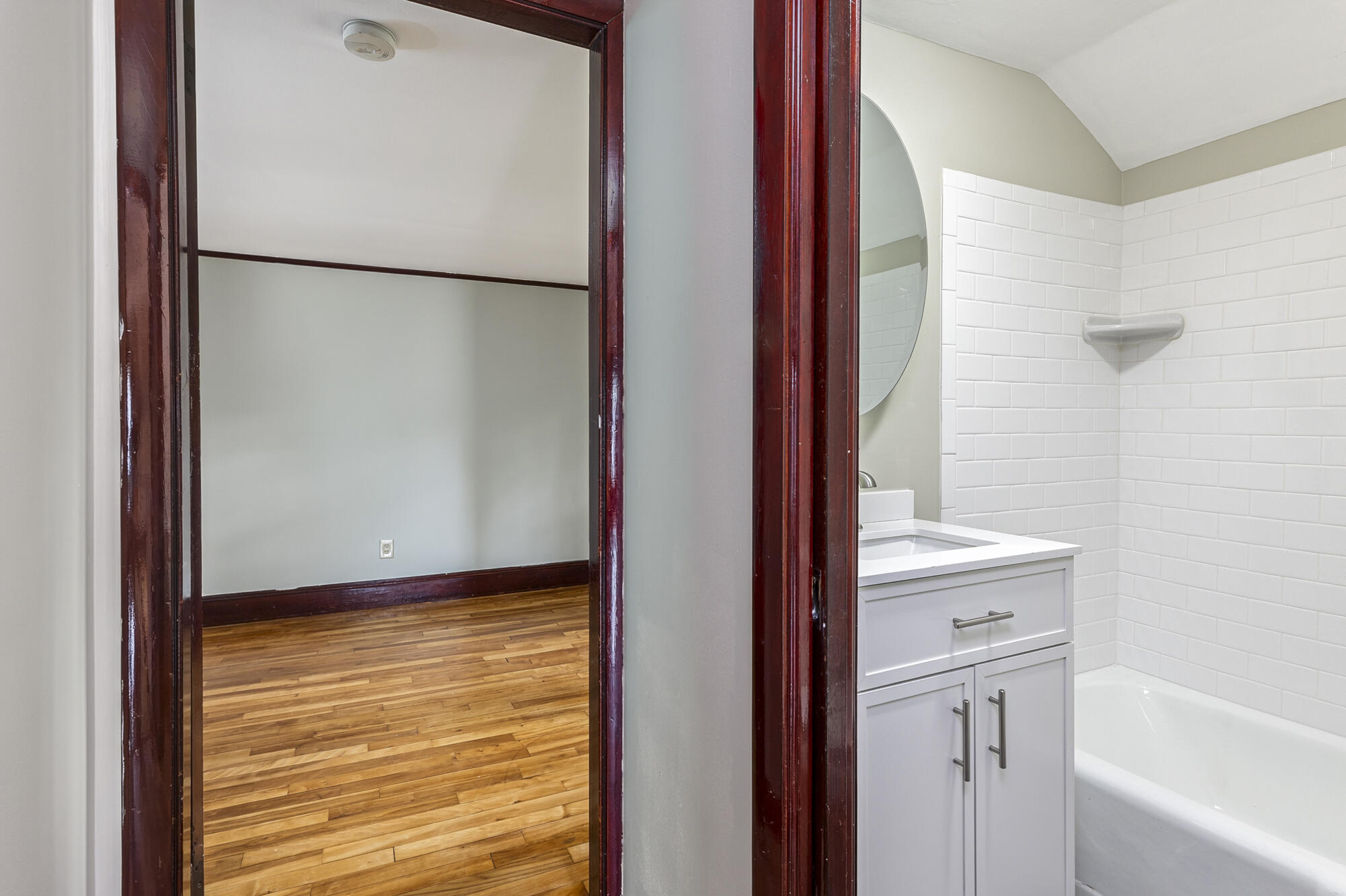 44 Warren Avenue, Cape Elizabeth, ME 04107 44 Warren Unit#2_50