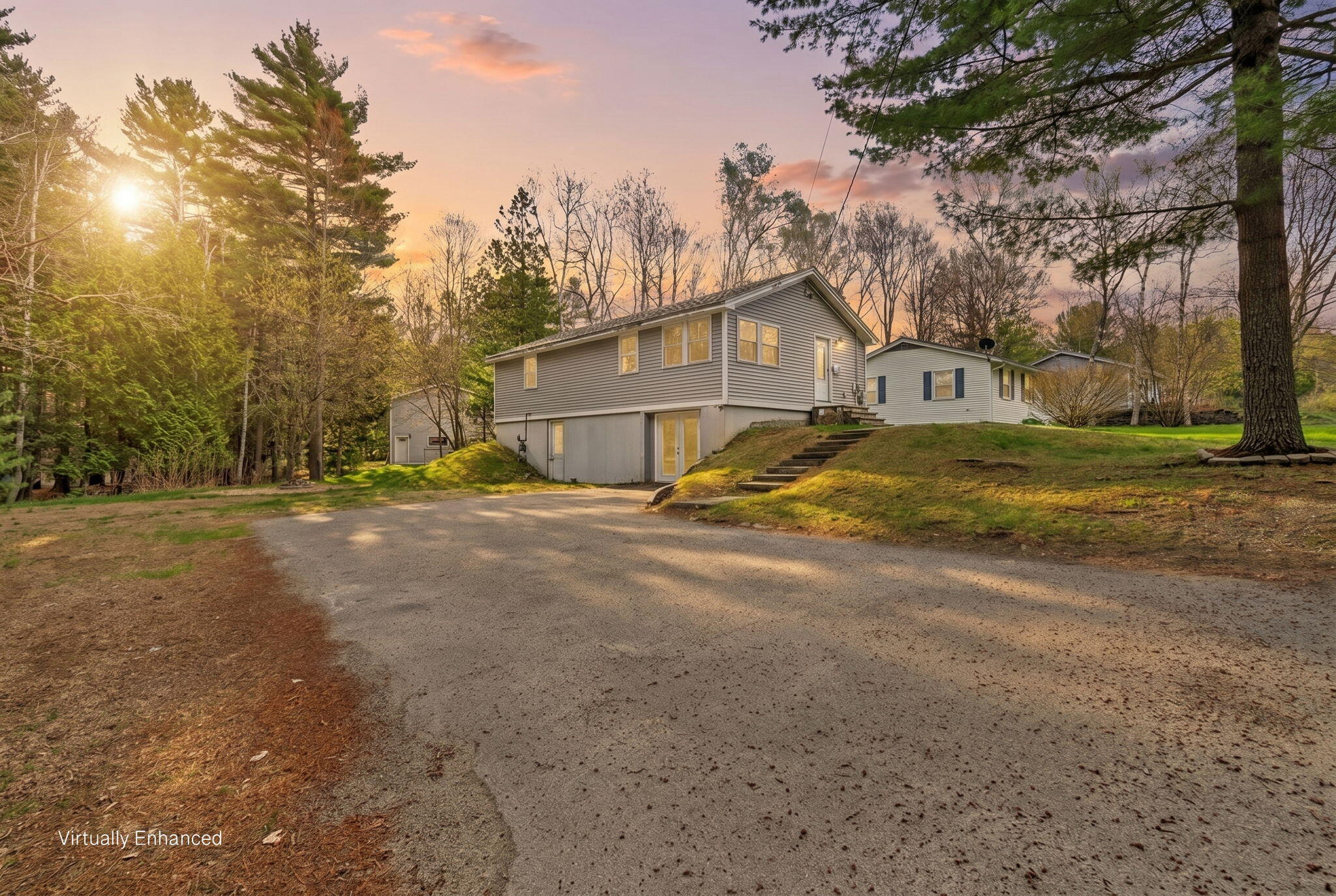 38 River Road, Howland, ME, 04448