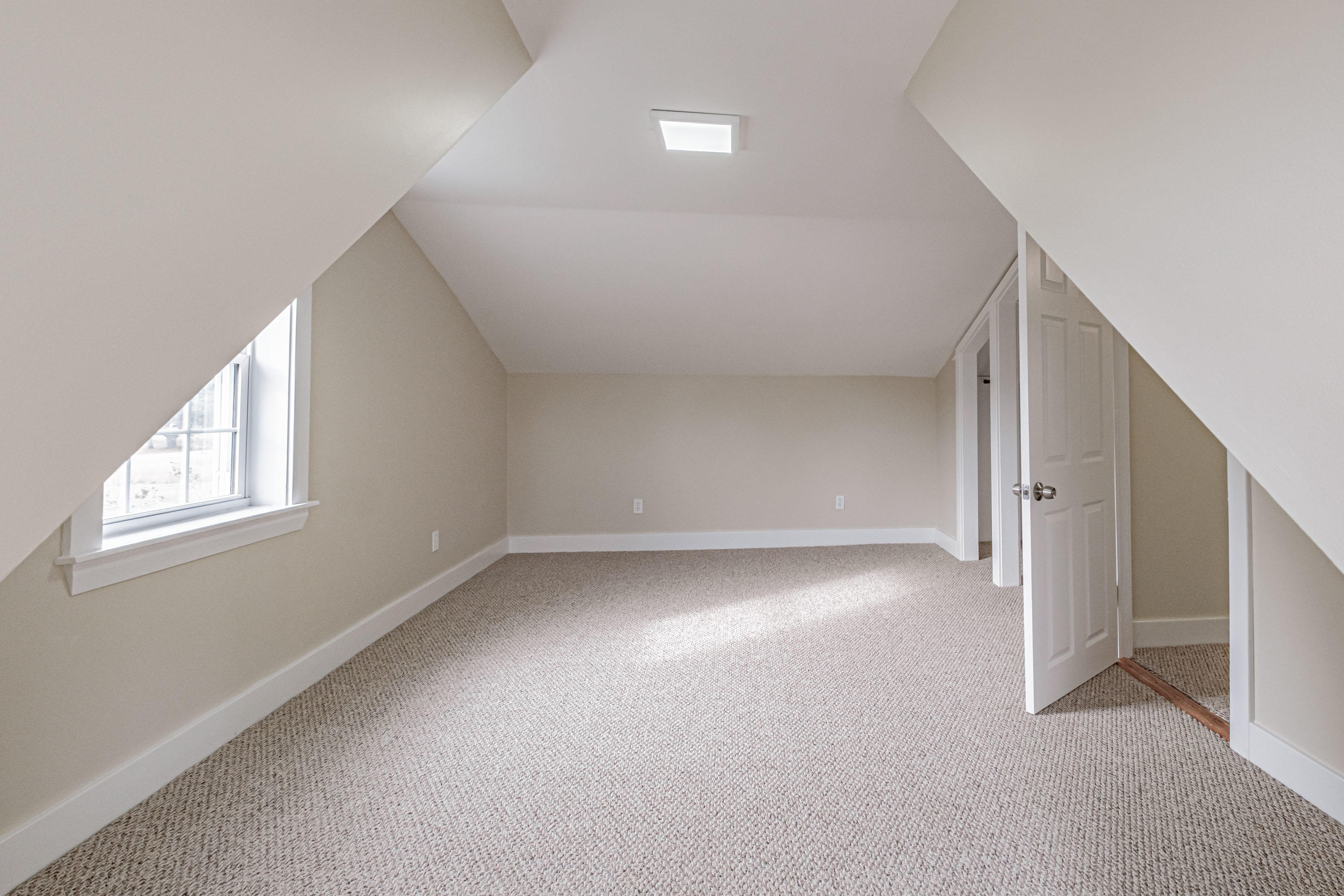 443 High Street, Paris, ME, 04281-6507