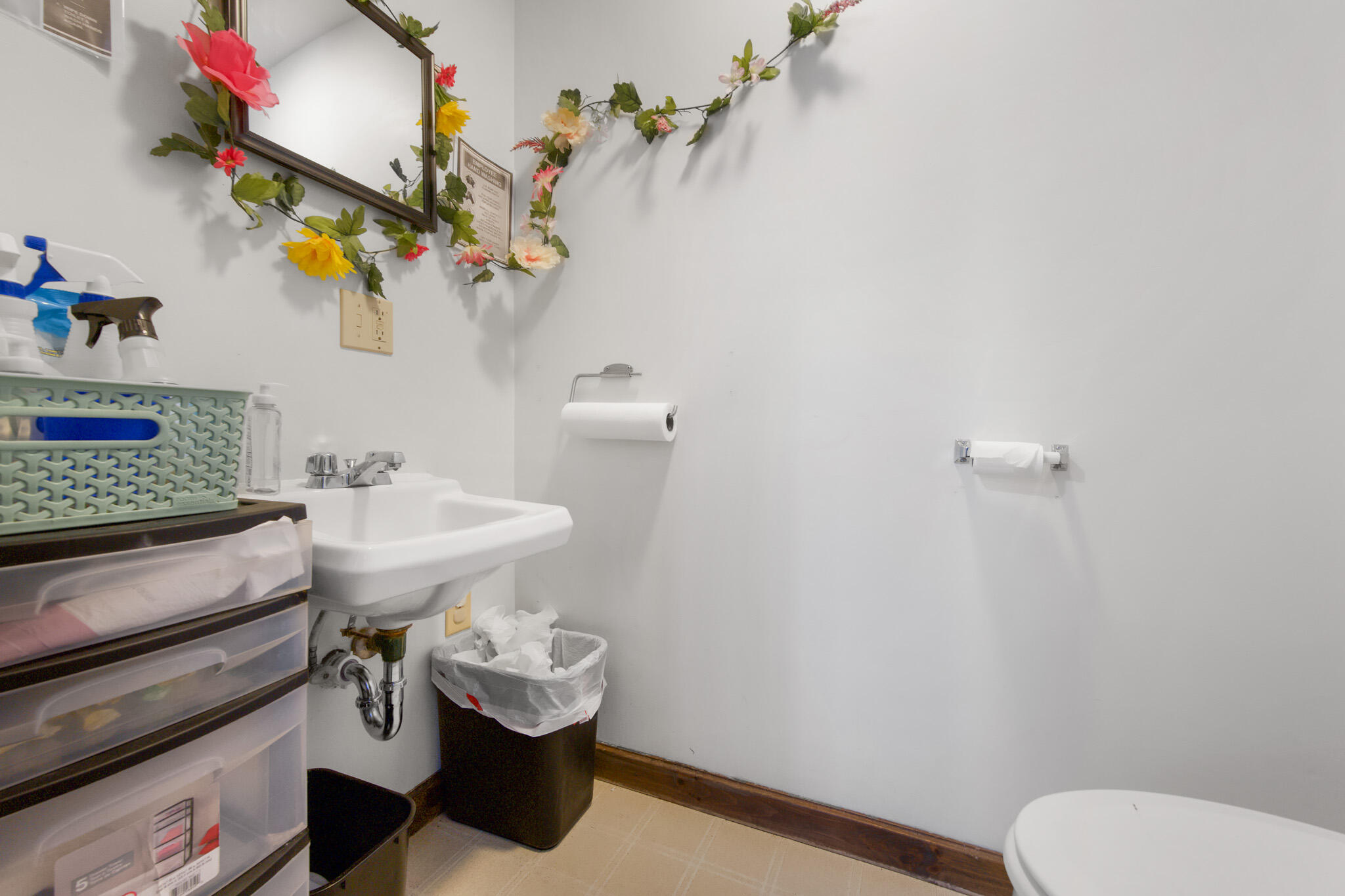 913 Essex Street, Bangor, ME, 04401