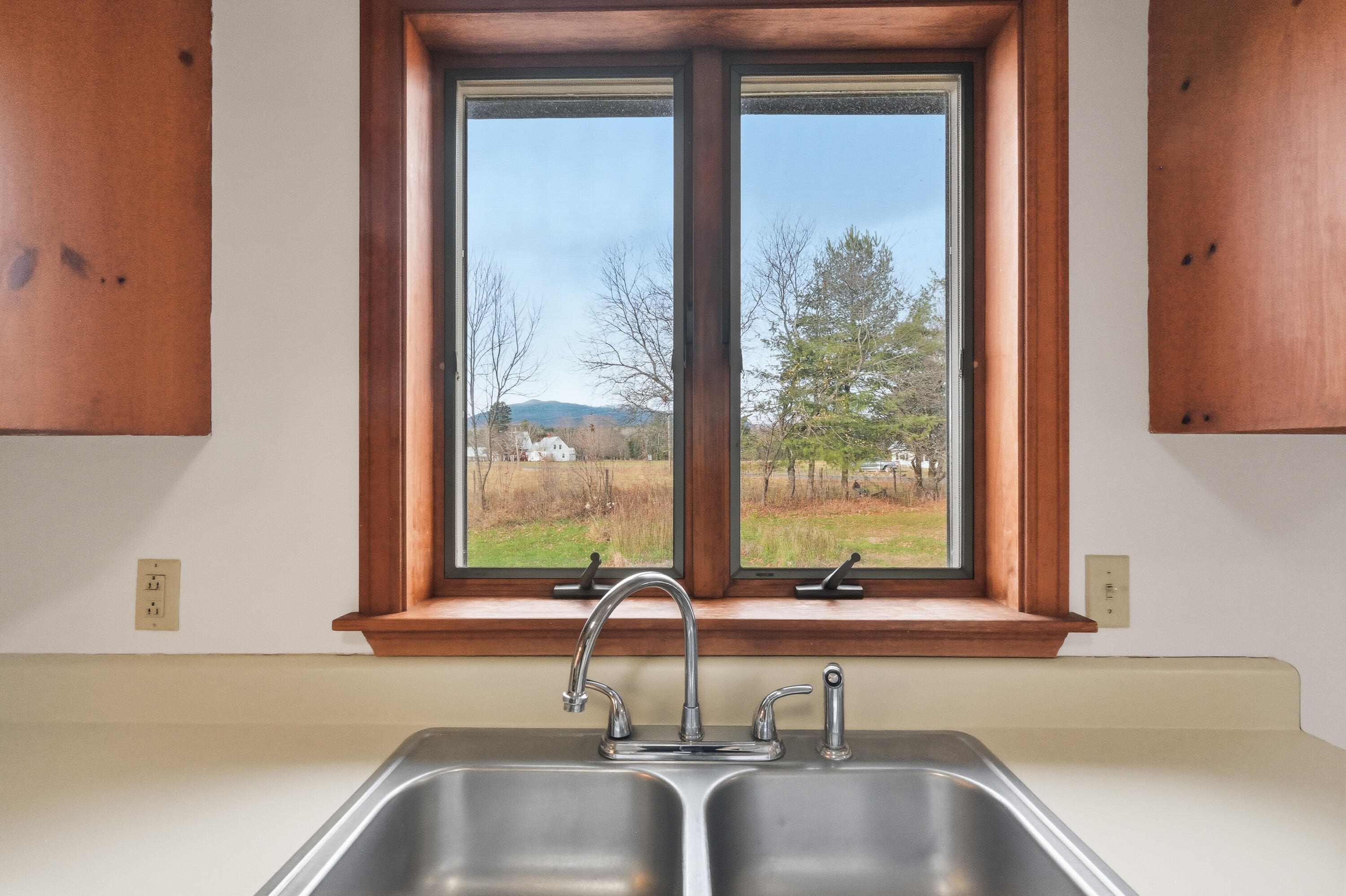 174 W Kingfield Road, Kingfield, ME, 04947