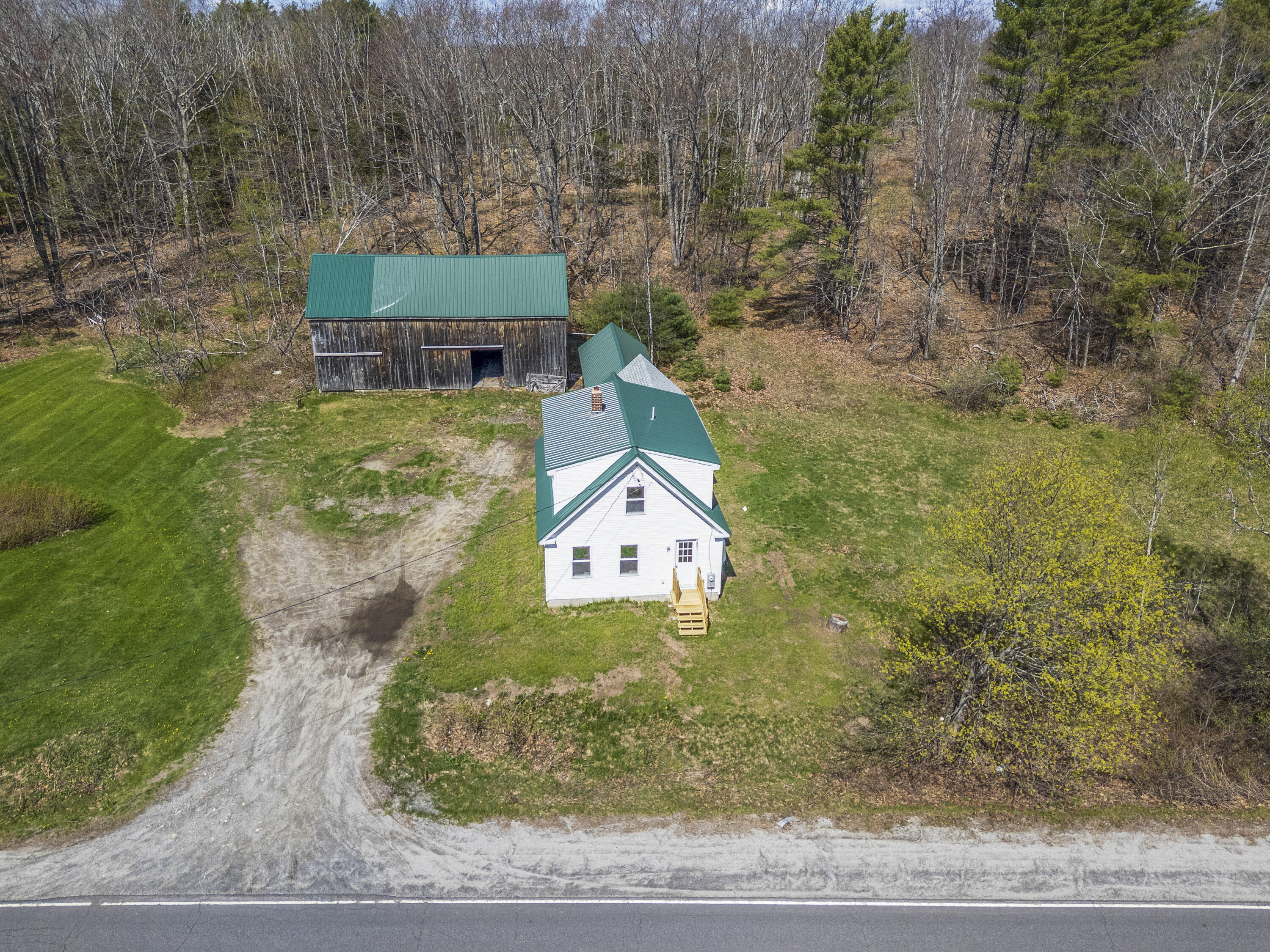 222 River Road, Richmond, ME, 04357