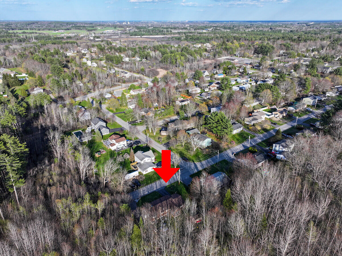 32 Lawn Avenue, Gorham, ME, 04038