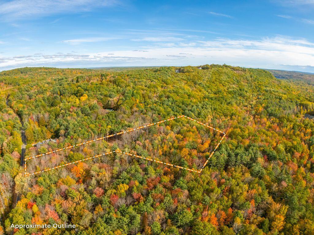 192 Mountain Road, Raymond, ME, 04071