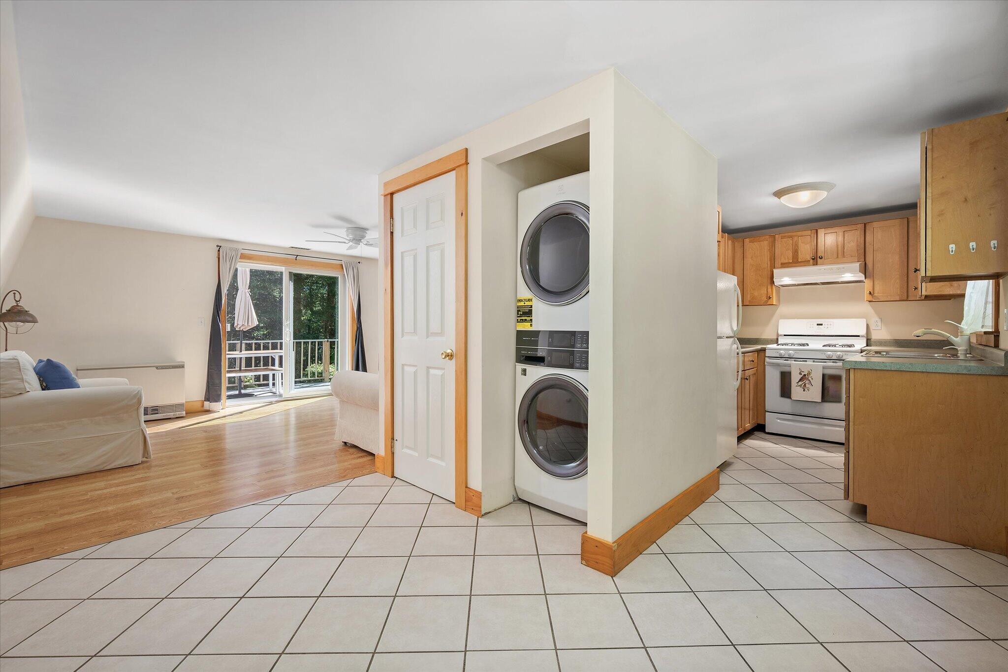 10 Maslow Square UNIT 10, Blue Hill, ME, 04614