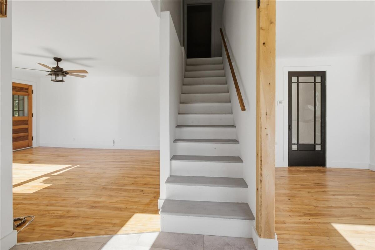 1827 Minot Avenue, Auburn, ME 04210 29-1-29