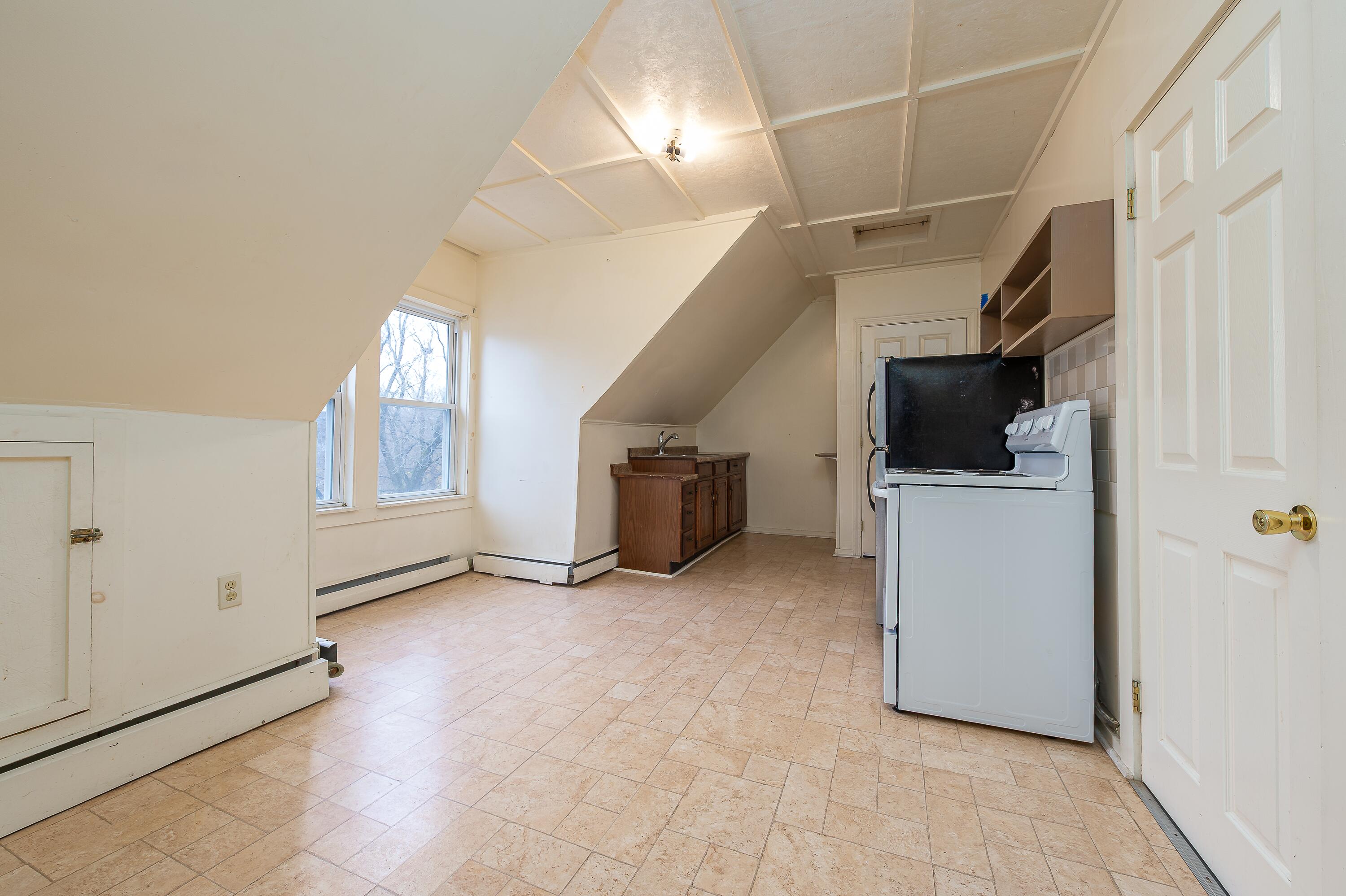 55 Roxbury Road, Mexico, ME, 04257