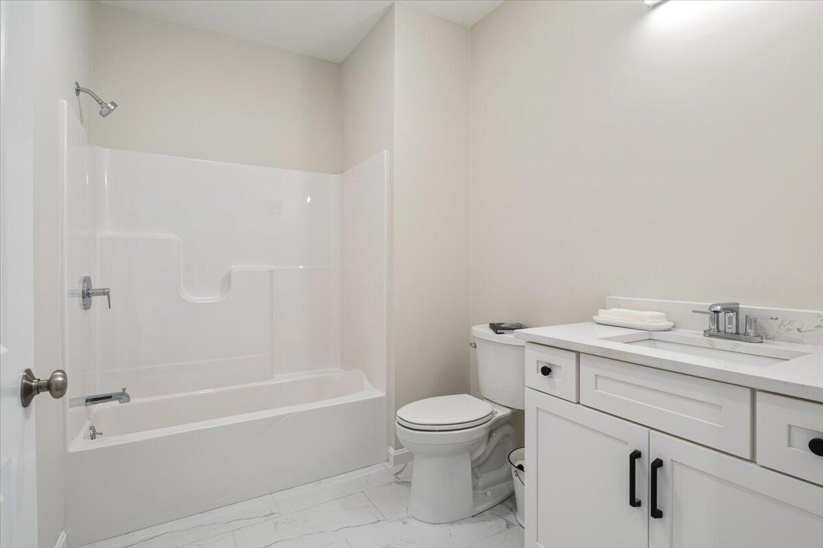 26-3 Regency Circle UNIT 3, Kittery, ME, 03904