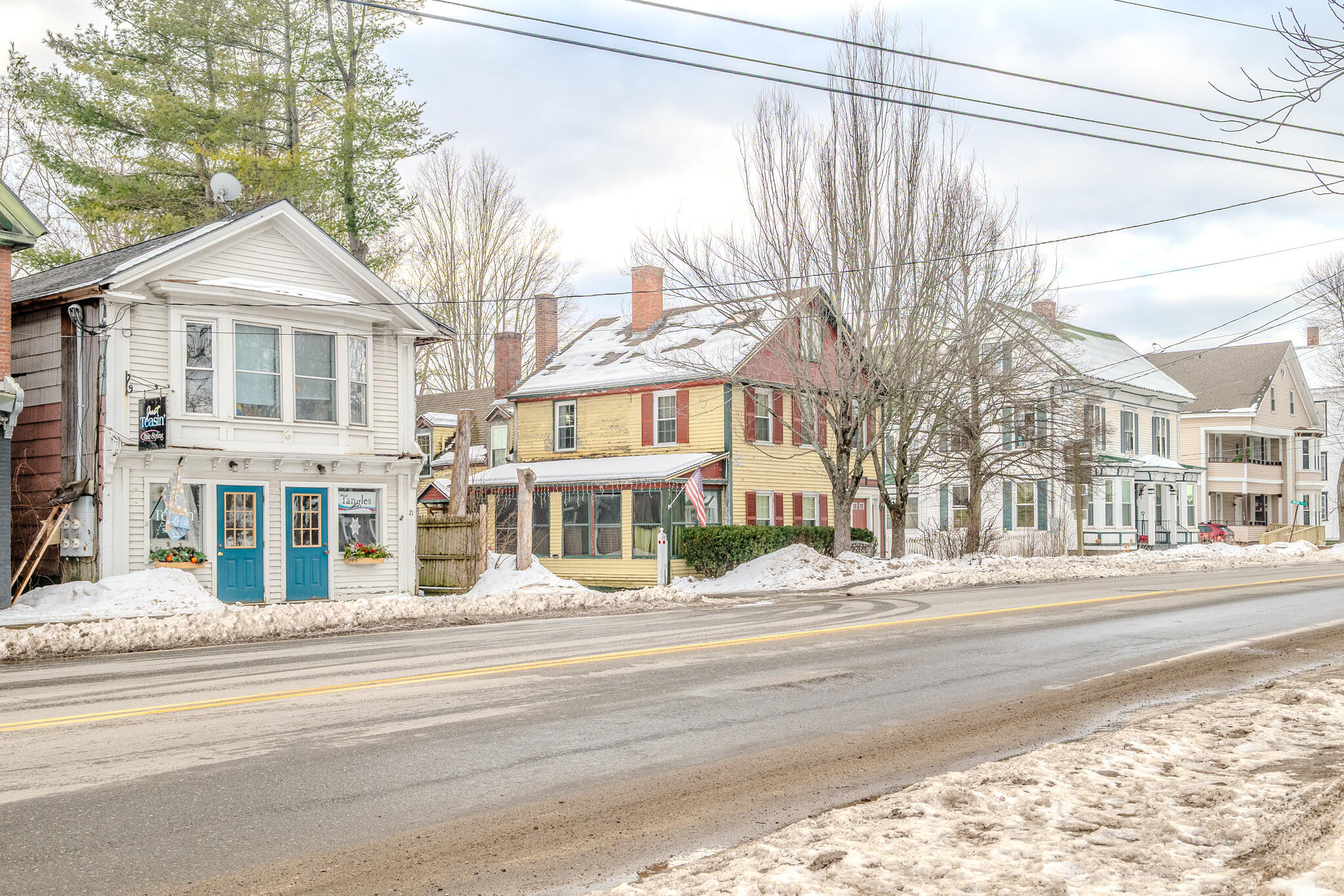 19 Main Street, Dixfield, ME, 04224