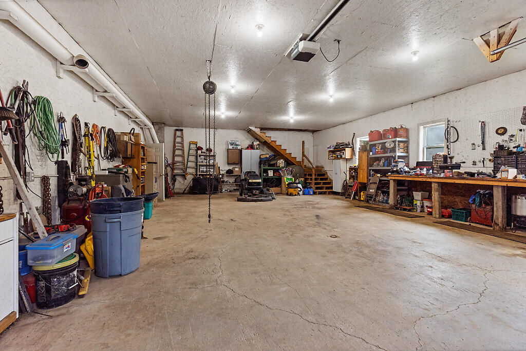 588 Banton Road, Palermo, ME, 04354