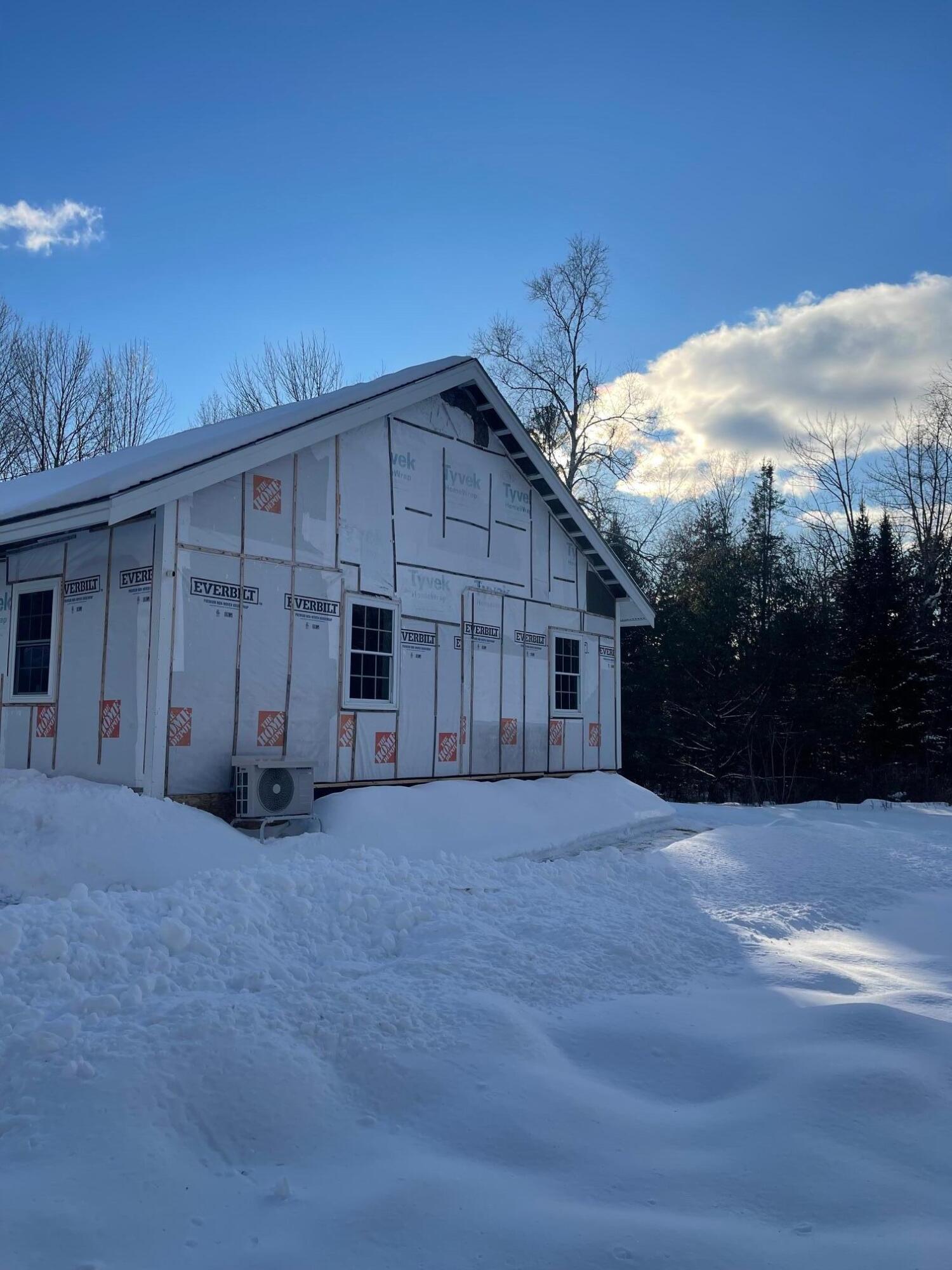 101 County Woods Road, Newport, ME, 04953