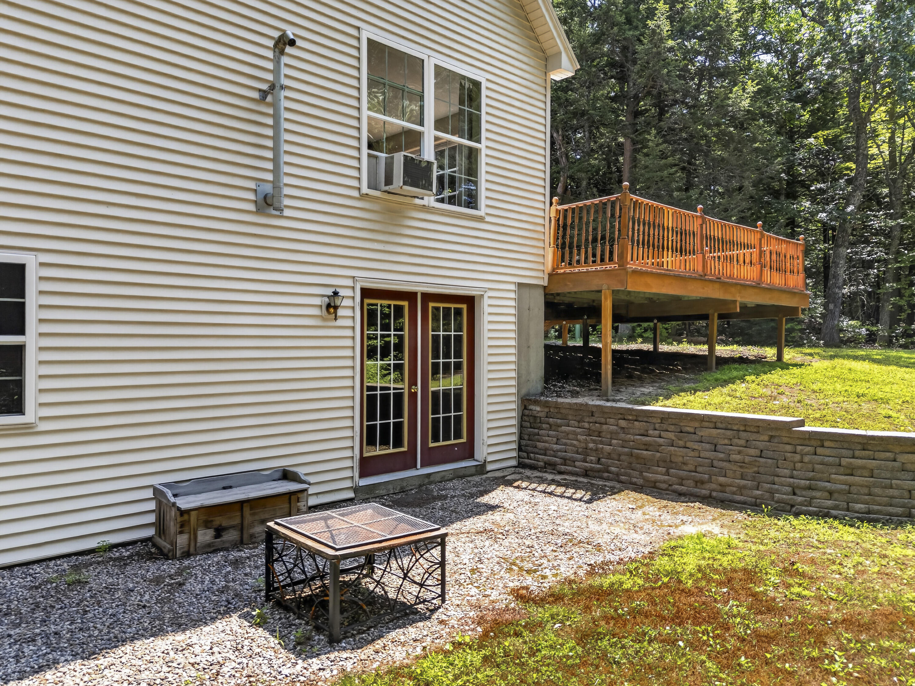 152 Sand Pond Rd, Sanford