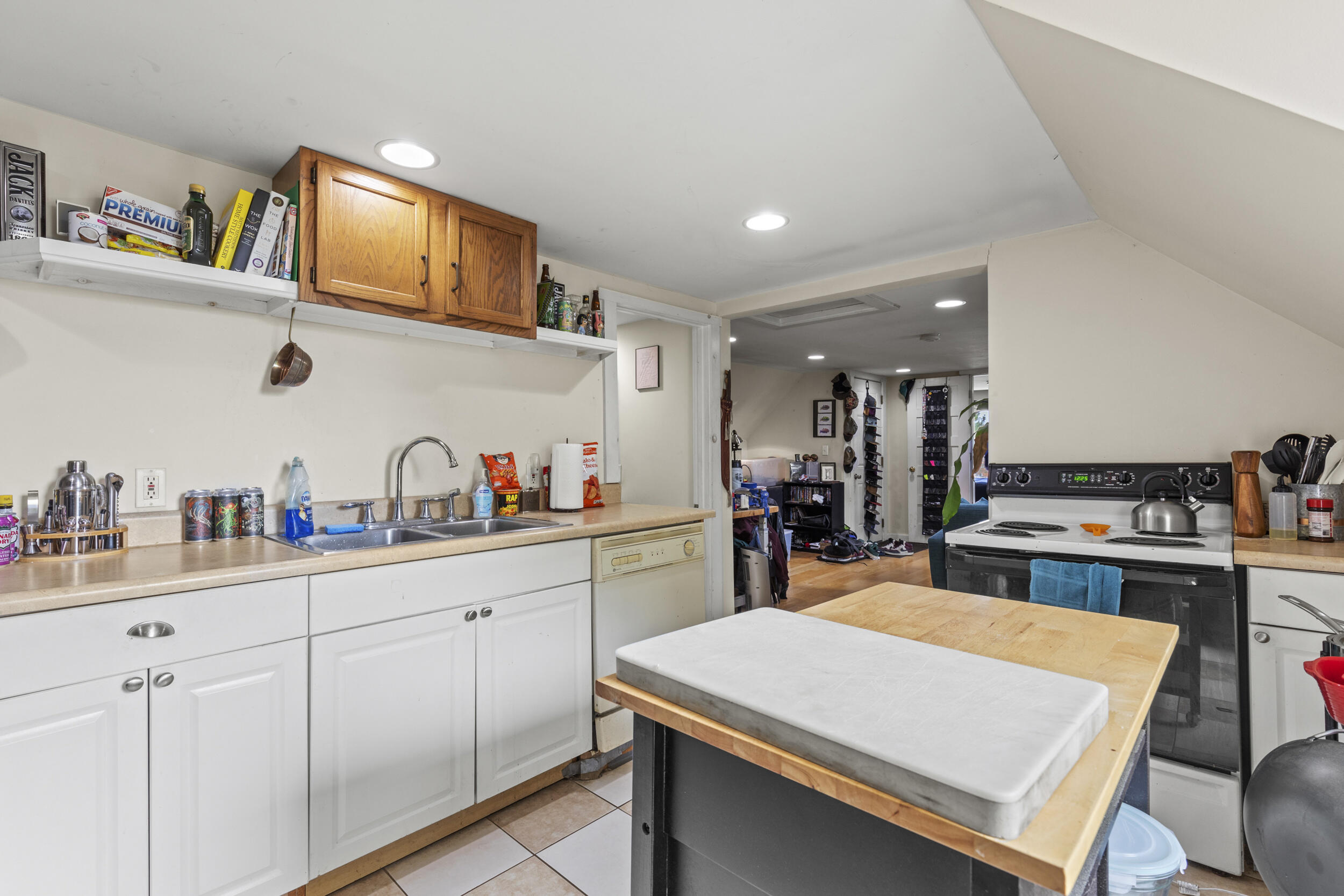 26 Presumpscot Street, Portland, ME, 04103