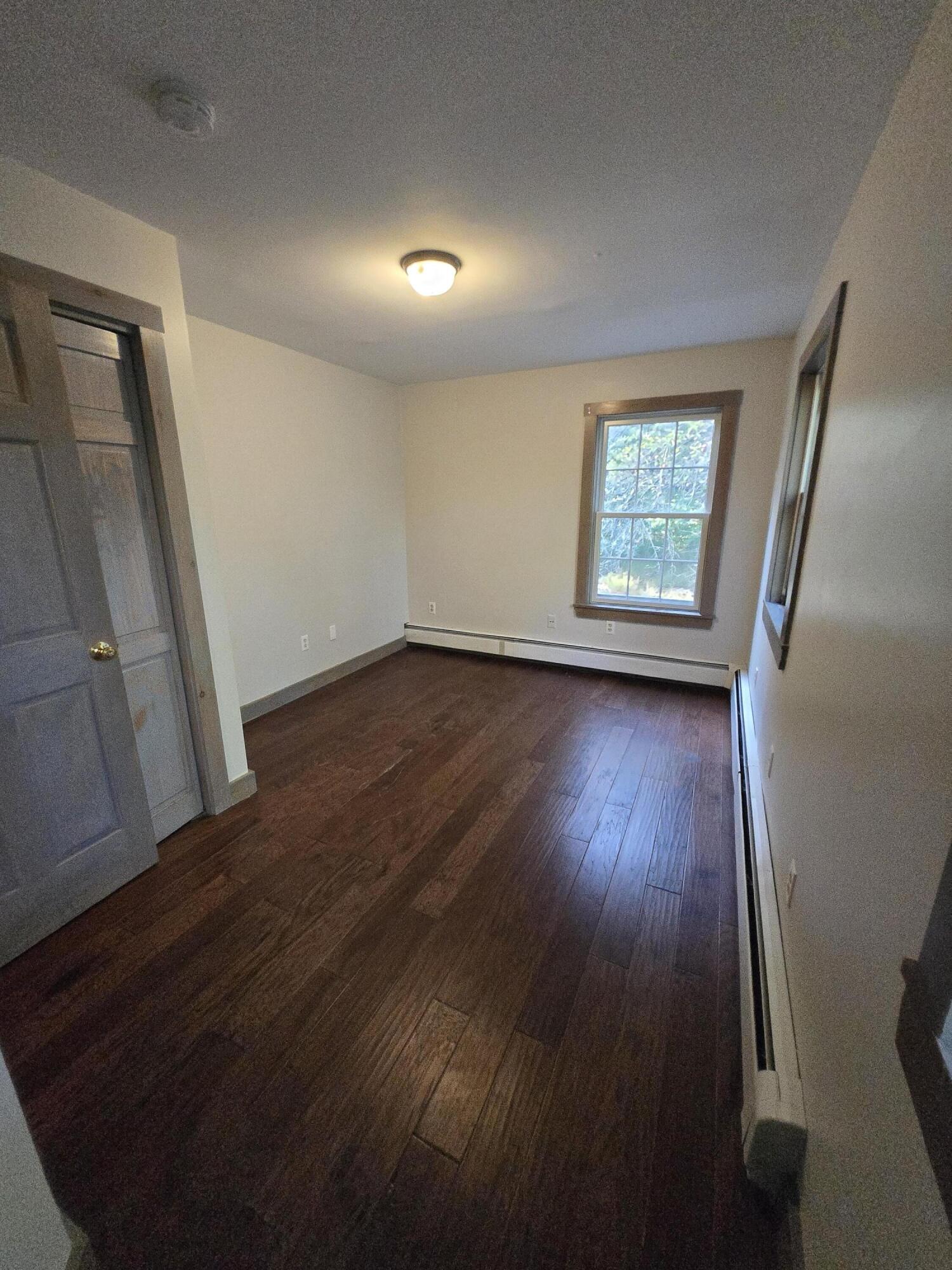 25 Falmouth Road, Falmouth, ME 04105 UNIT 2