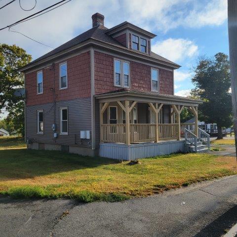 49 W Broadway, Lincoln, ME, 04457