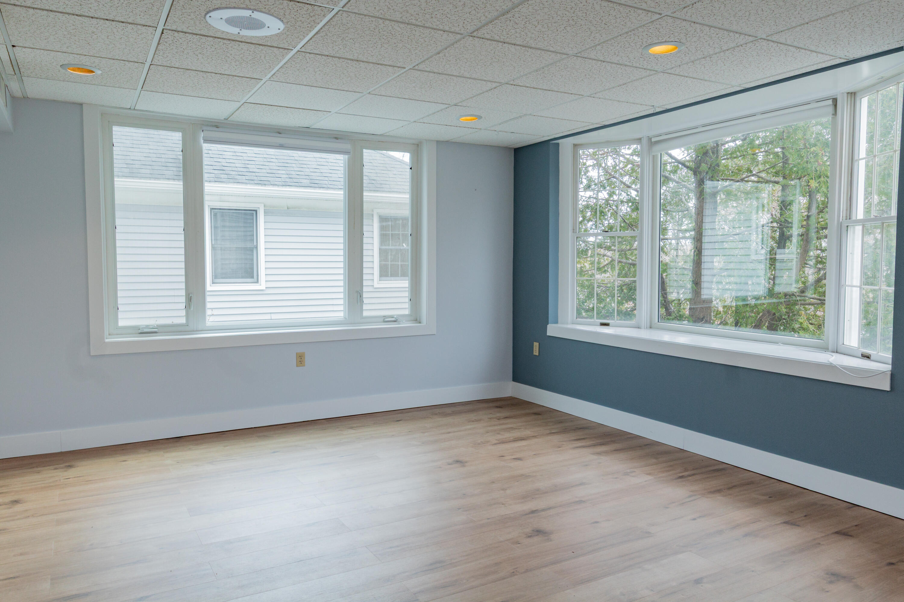 527 Ocean Avenue UNIT 2, Portland, ME, 04103