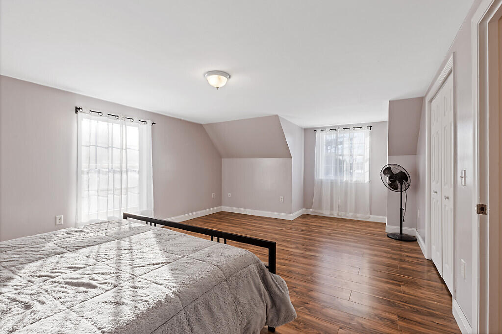 33 Belfast Augusta Road E, Searsmont, ME, 04973