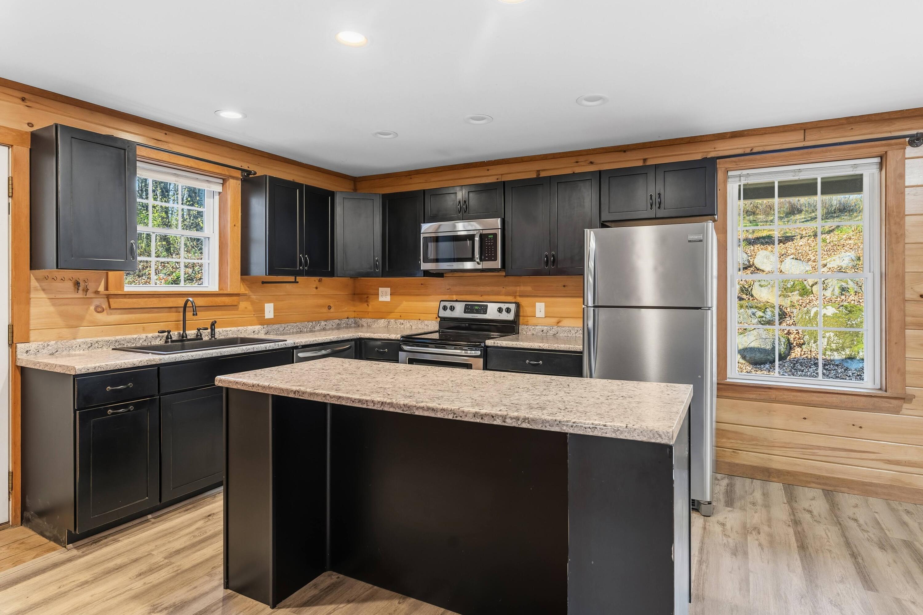 1115 River Road, Bucksport, ME, 04416