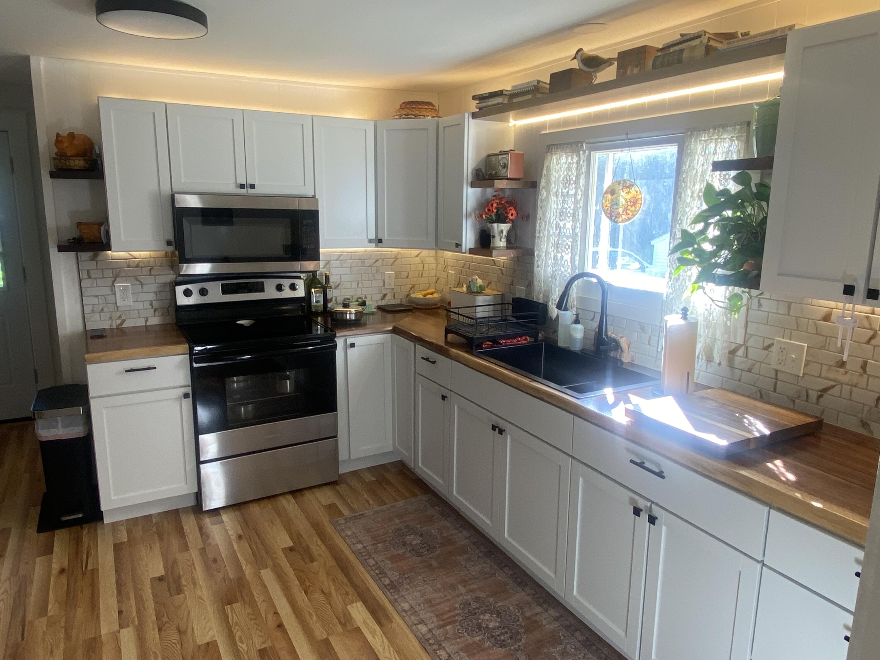 316 Canaan Road, Skowhegan, ME 04976 10 Kitchen